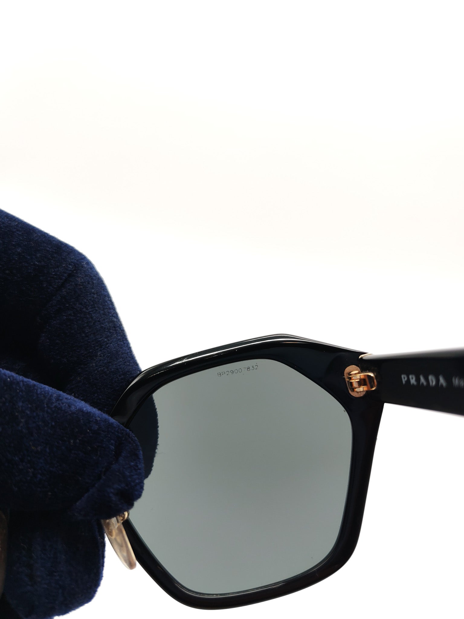 Hexagonal Sunglasses Black SPR 04T | Purse Maison Luxury Bags Shop