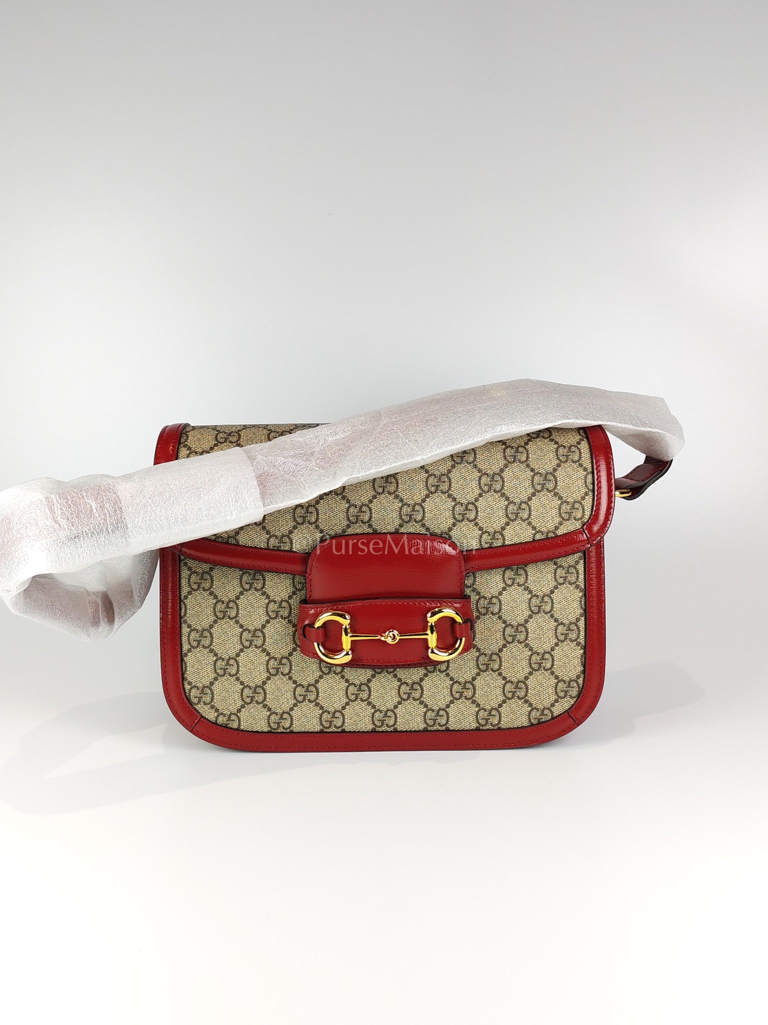 Horsebit 1955 Medium in Beige/Red Canvas | Purse Maison Luxury Bags Shop