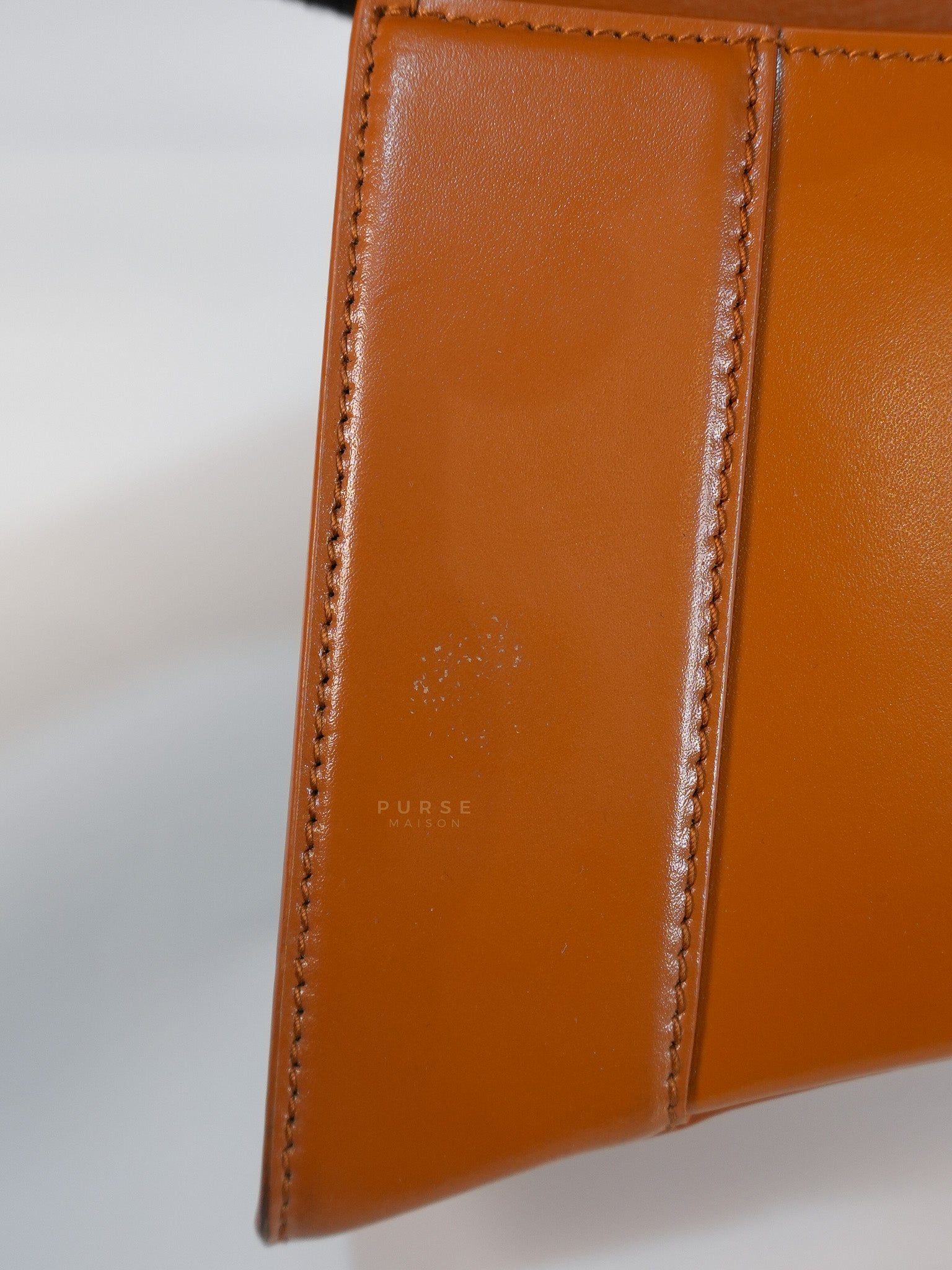 Hourglass in Brown Leather Top Handle Bag | Purse Maison Luxury Bags Shop