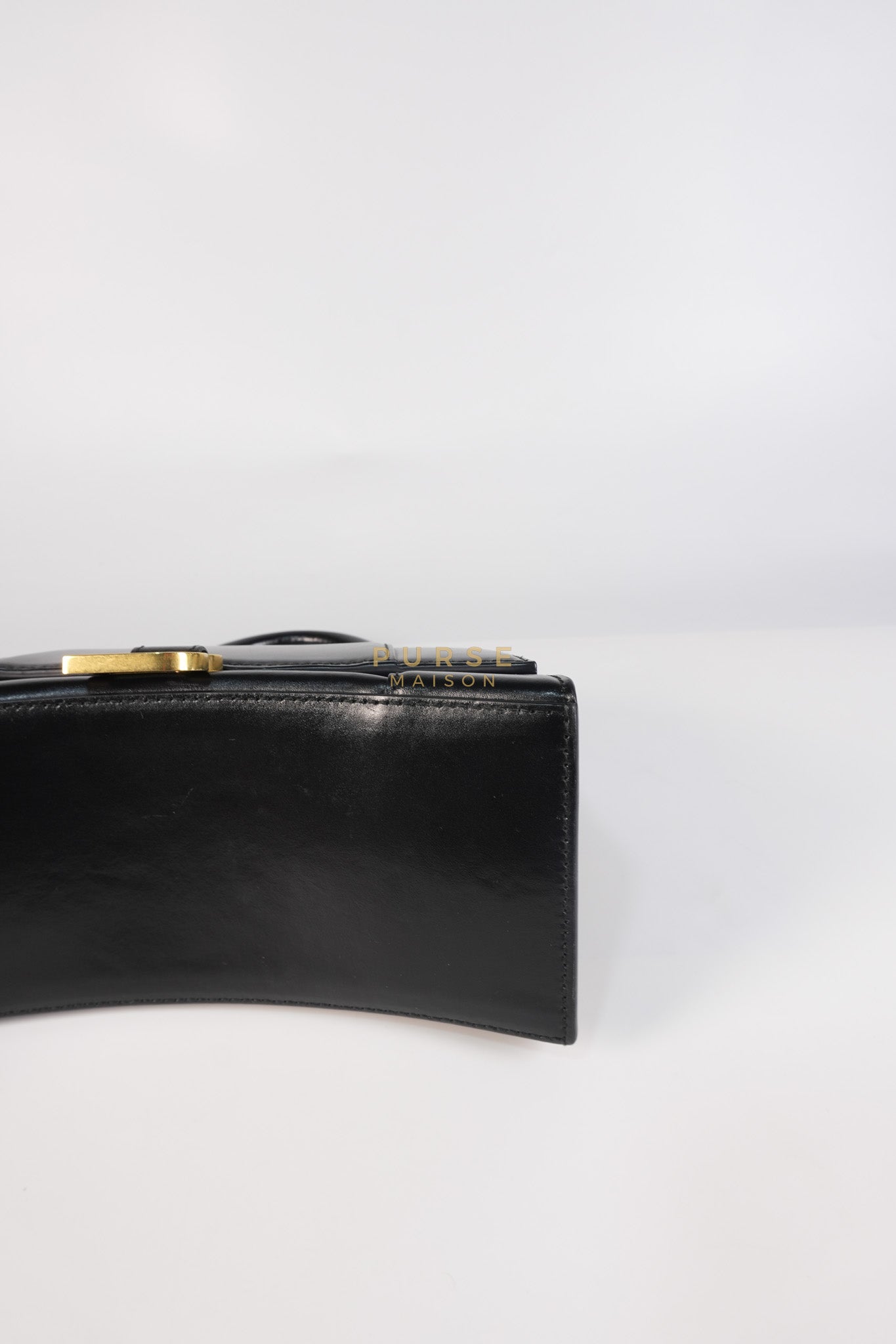 Hourglass Small Black in Smooth Calfskin Leather | Purse Maison Luxury Bags Shop