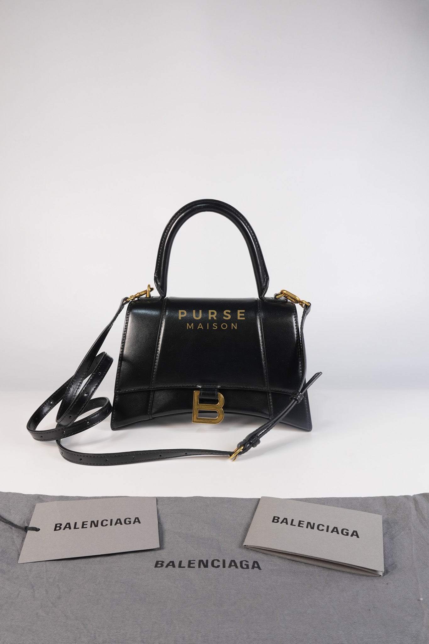 Hourglass Small Black in Smooth Calfskin Leather | Purse Maison Luxury Bags Shop