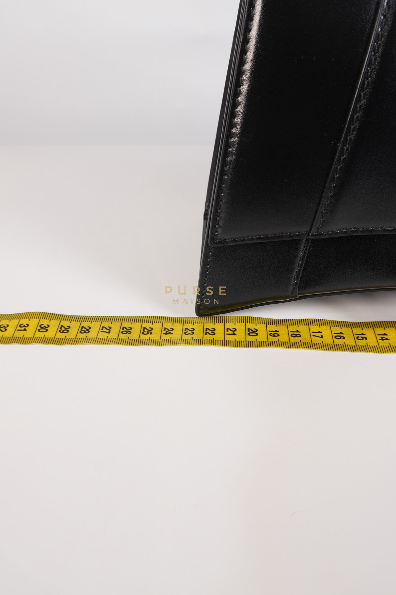 Hourglass Small Black in Smooth Calfskin Leather | Purse Maison Luxury Bags Shop