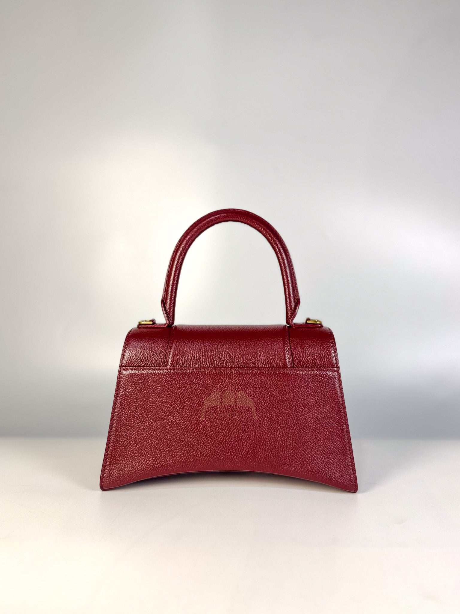 Hourglass Small in Dark Red Grained Leather | Purse Maison Luxury Bags Shop