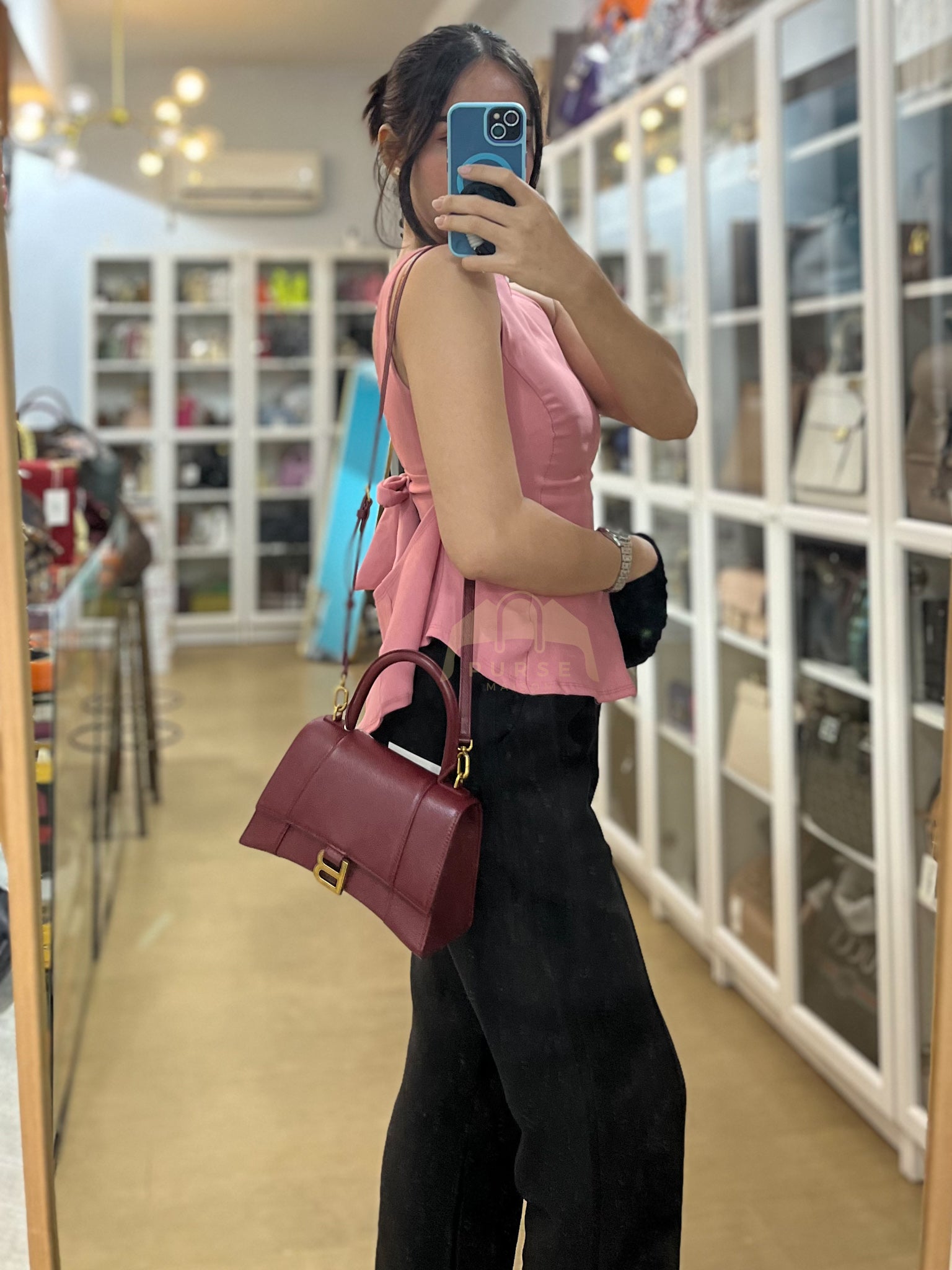 Hourglass Small in Dark Red Grained Leather | Purse Maison Luxury Bags Shop