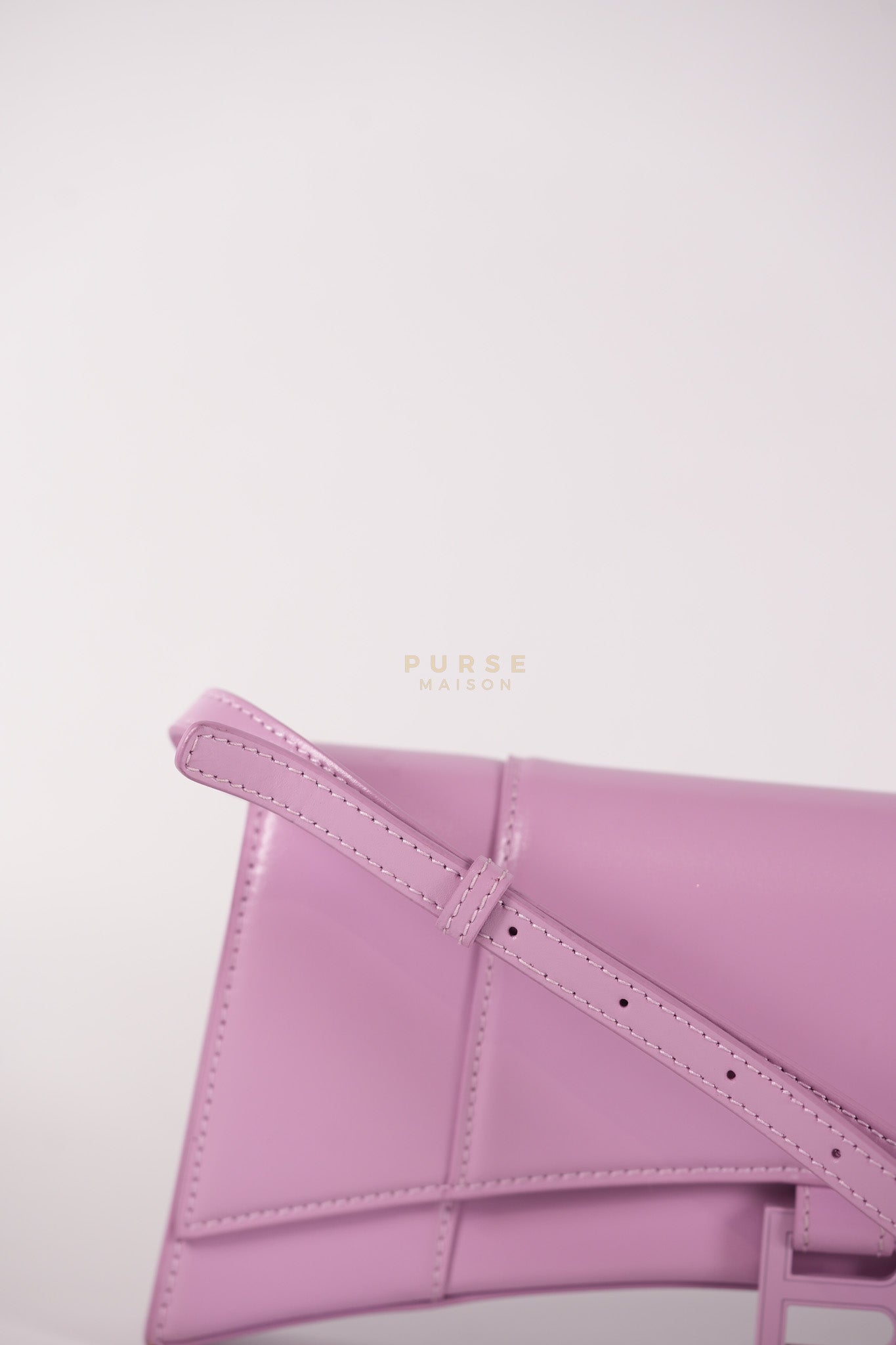 Hourglass Stretch in Light Purplish Pink in Smooth Calfskin Leather Shoulder Bag | Purse Maison Luxury Bags Shop