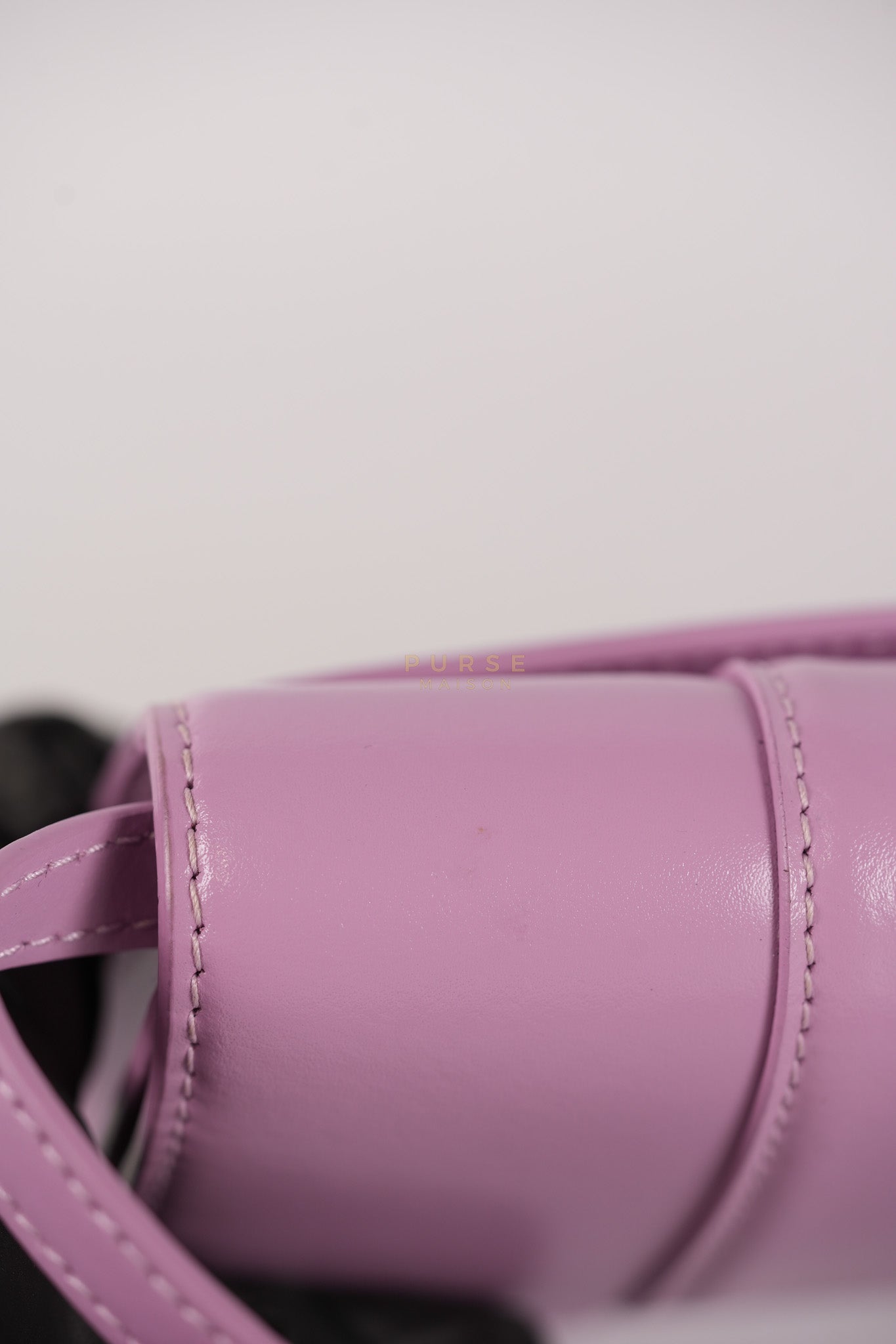 Hourglass Stretch in Light Purplish Pink in Smooth Calfskin Leather Shoulder Bag | Purse Maison Luxury Bags Shop