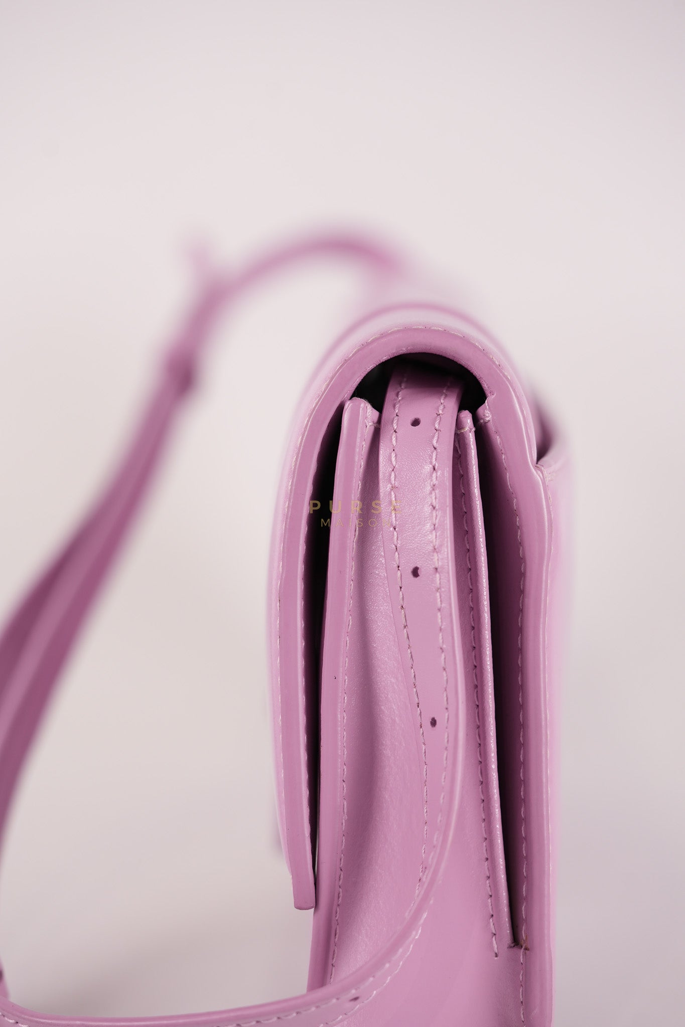 Hourglass Stretch in Light Purplish Pink in Smooth Calfskin Leather Shoulder Bag | Purse Maison Luxury Bags Shop