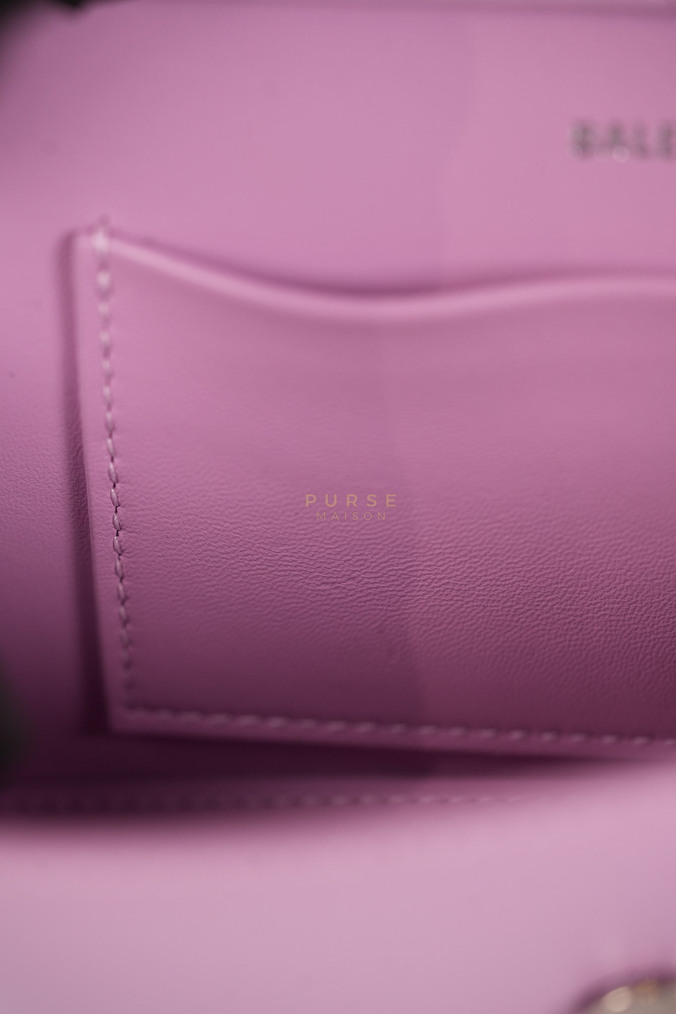 Hourglass Stretch in Light Purplish Pink in Smooth Calfskin Leather Shoulder Bag | Purse Maison Luxury Bags Shop