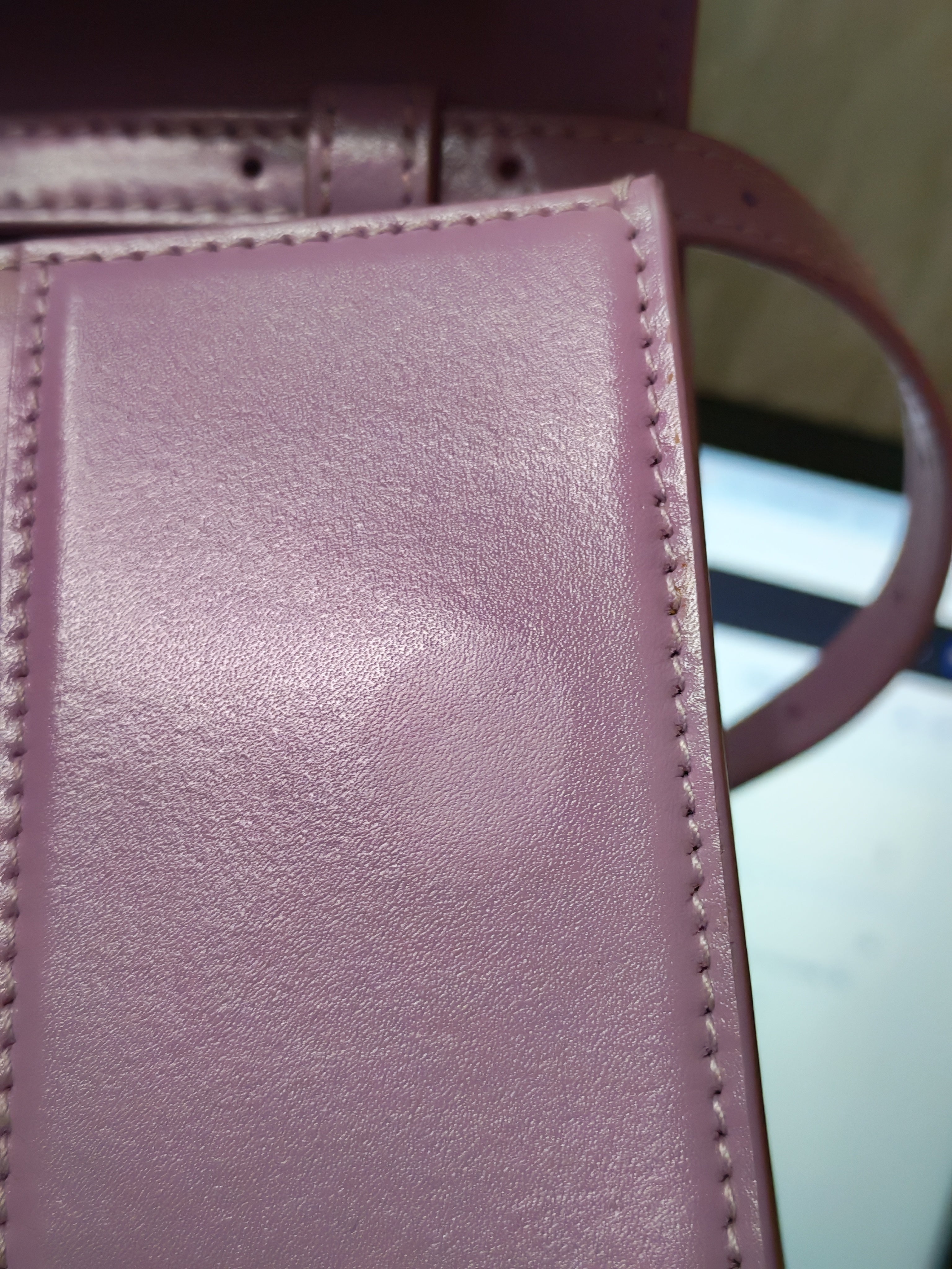 Hourglass Stretch in Light Purplish Pink in Smooth Calfskin Leather Shoulder Bag | Purse Maison Luxury Bags Shop