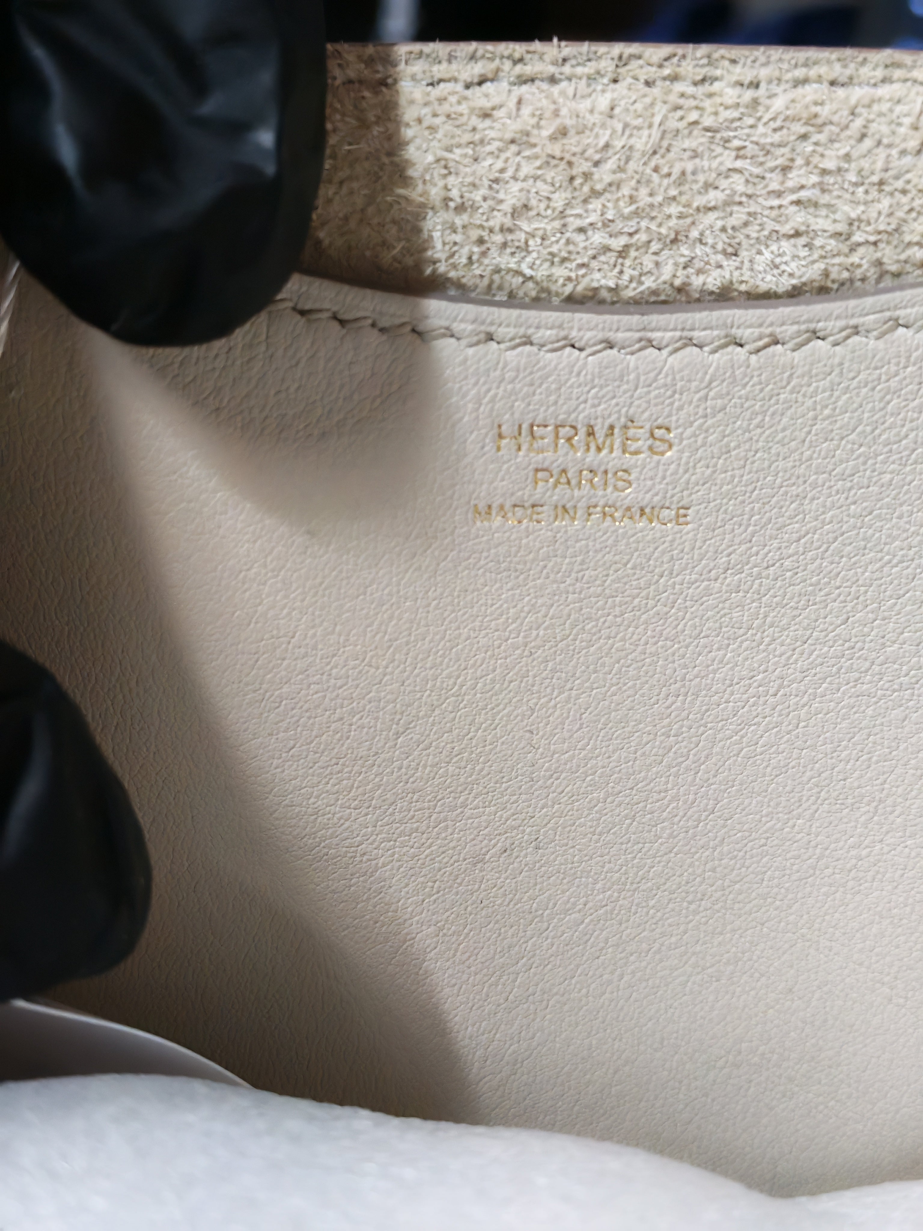 In the Loop 18 in Beton Clemence Leather and Gold Hardware Stamp U (2022) | Purse Maison Luxury Bags Shop