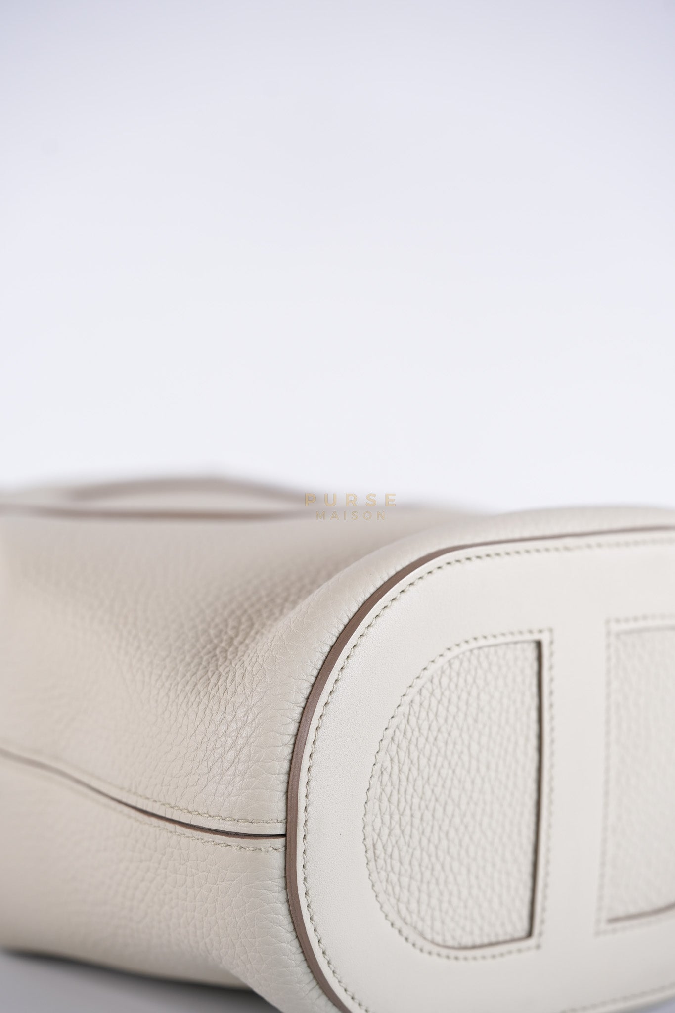 In the Loop 18 in Beton Clemence Leather and Gold Hardware Stamp U (2022) | Purse Maison Luxury Bags Shop