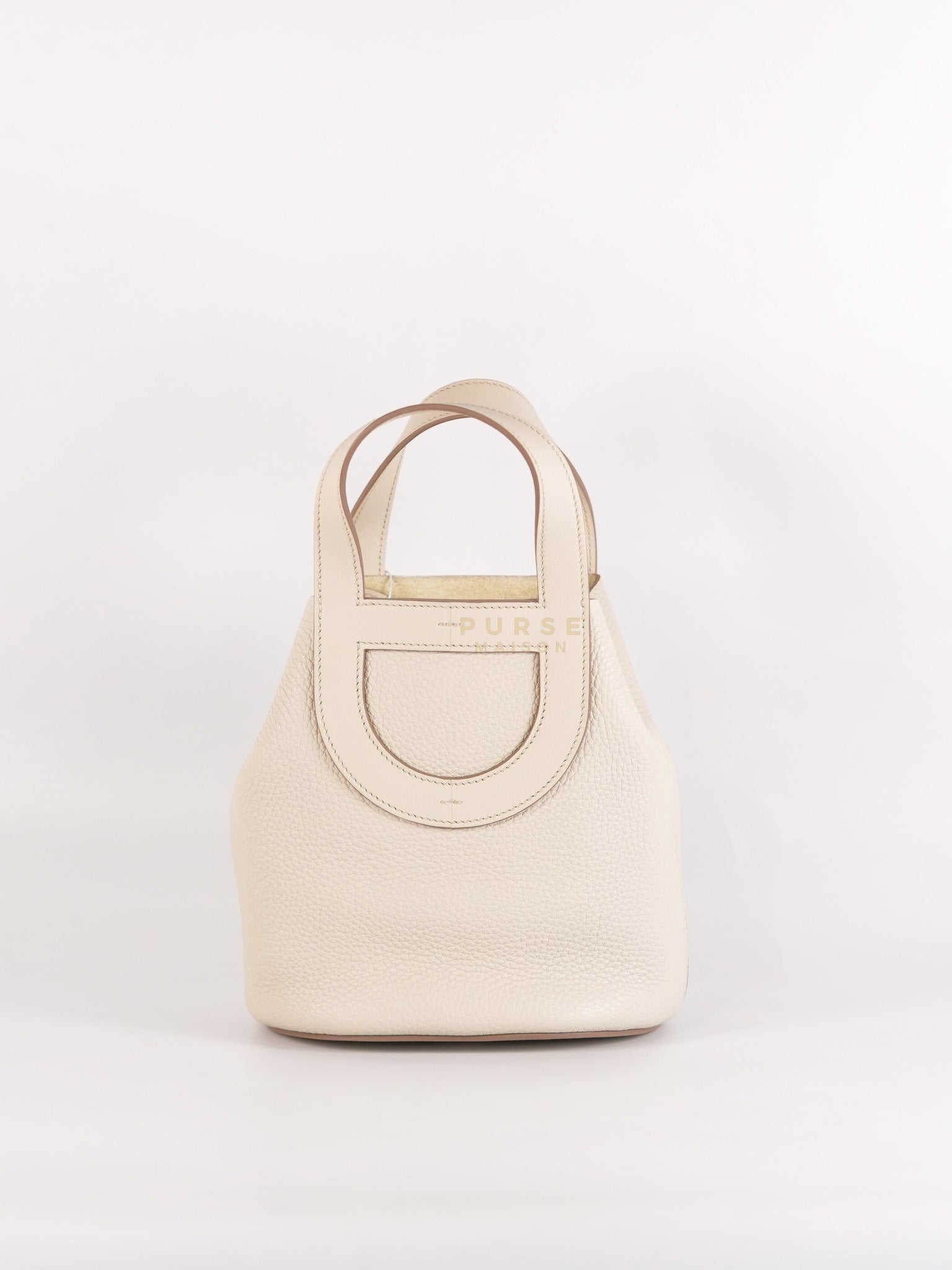 In the Loop 18 in Beton Clemence Leather and Gold Hardware Stamp U (2022) | Purse Maison Luxury Bags Shop