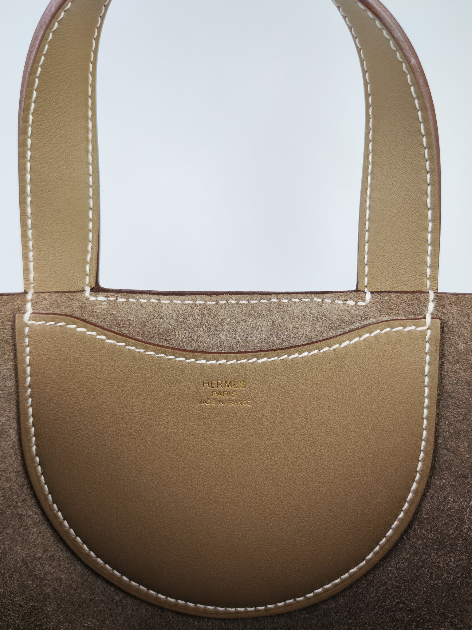 In The Loop 18 in Etoupe Leather and Gold Hardware Stamp K (2025) | Purse Maison Luxury Bags Shop