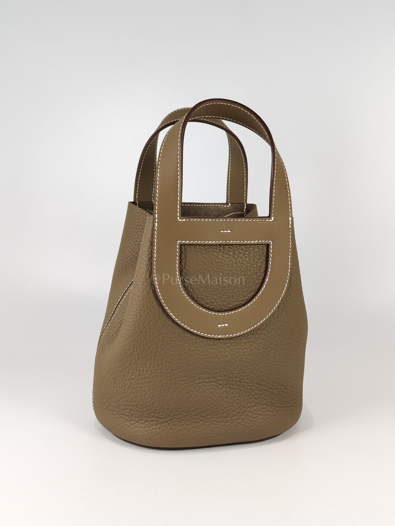 In The Loop 18 in Etoupe Leather and Gold Hardware Stamp K (2025) | Purse Maison Luxury Bags Shop