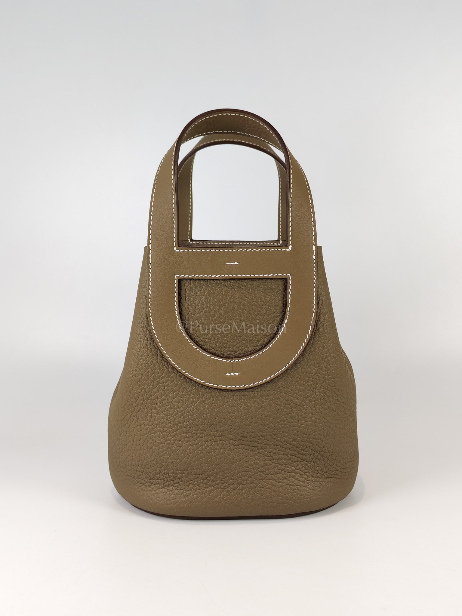 In The Loop 18 in Etoupe Leather and Gold Hardware Stamp K (2025) | Purse Maison Luxury Bags Shop