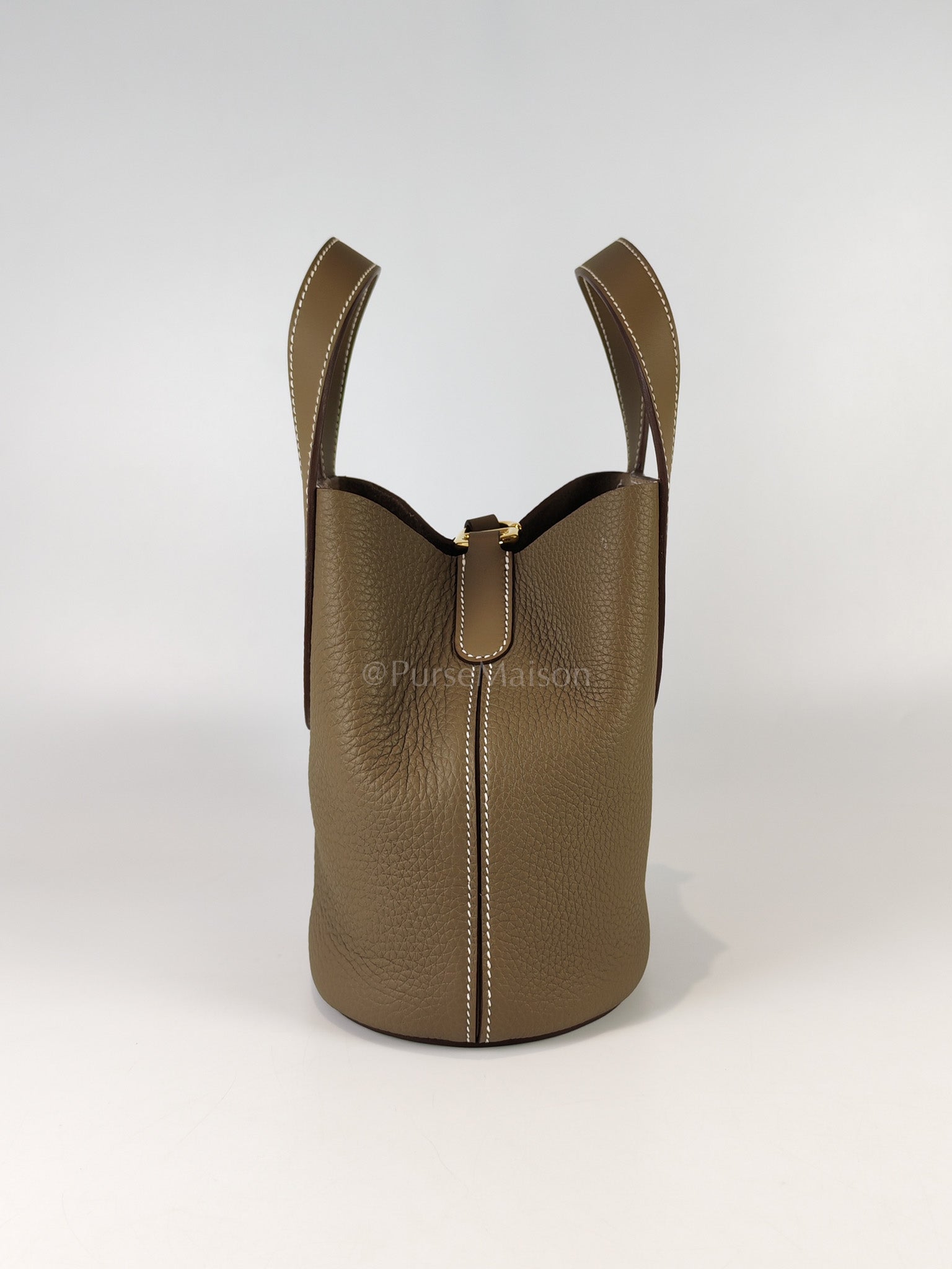 In The Loop 18 in Etoupe Leather and Gold Hardware Stamp K (2025) | Purse Maison Luxury Bags Shop