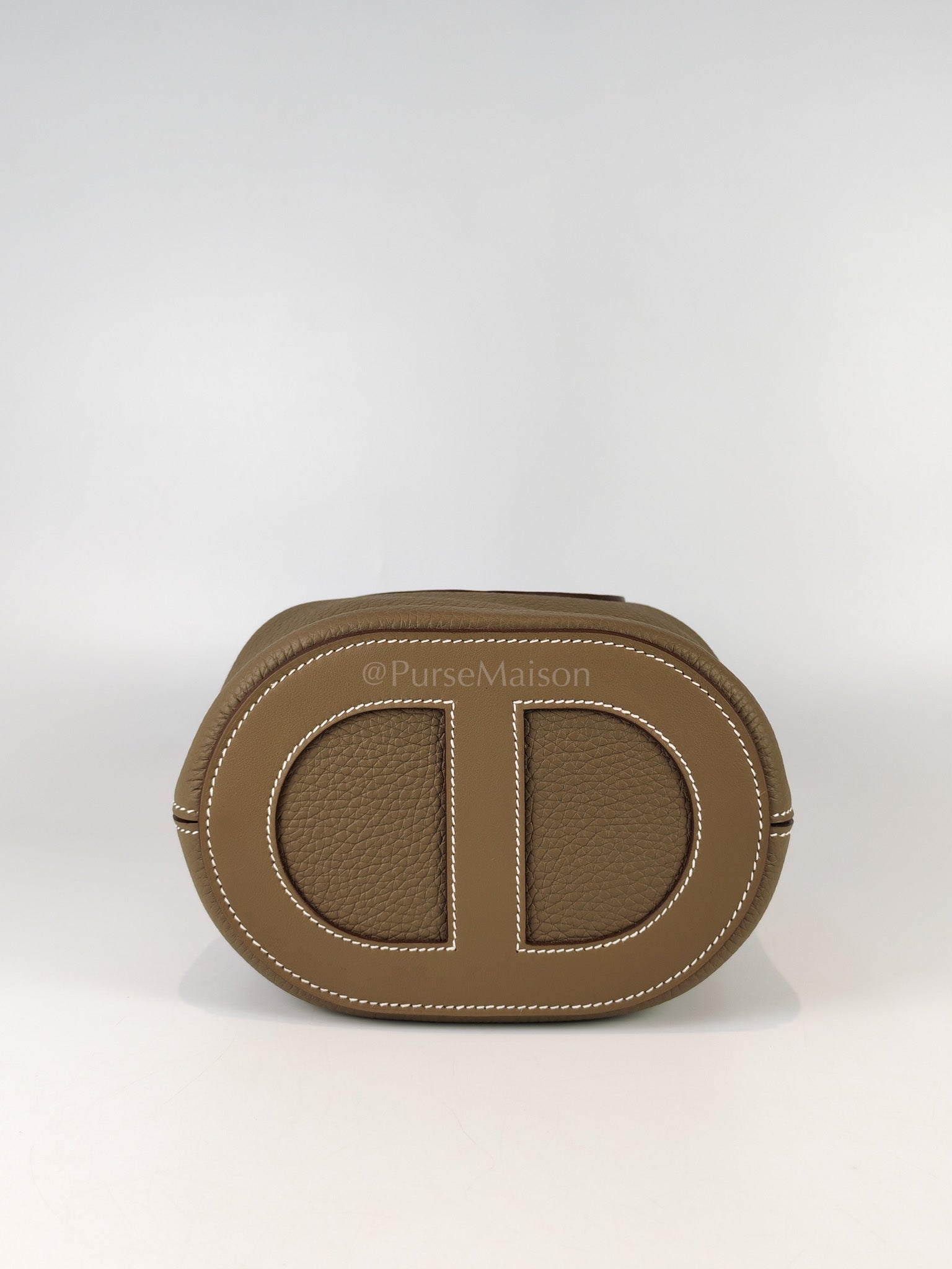 In The Loop 18 in Etoupe Leather and Gold Hardware Stamp K (2025) | Purse Maison Luxury Bags Shop