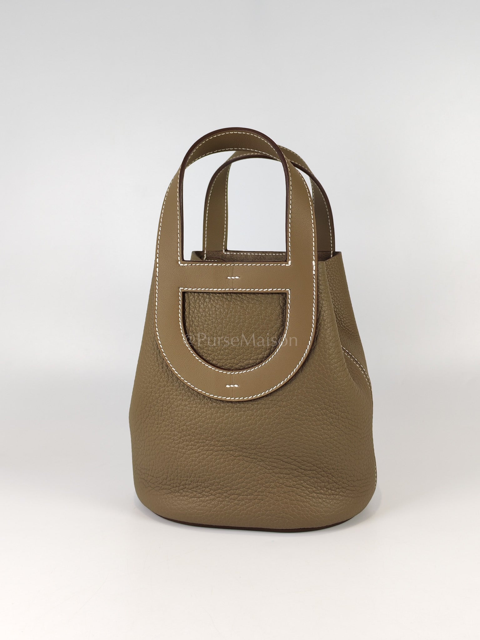 In The Loop 18 in Etoupe Leather and Gold Hardware Stamp K (2025) | Purse Maison Luxury Bags Shop