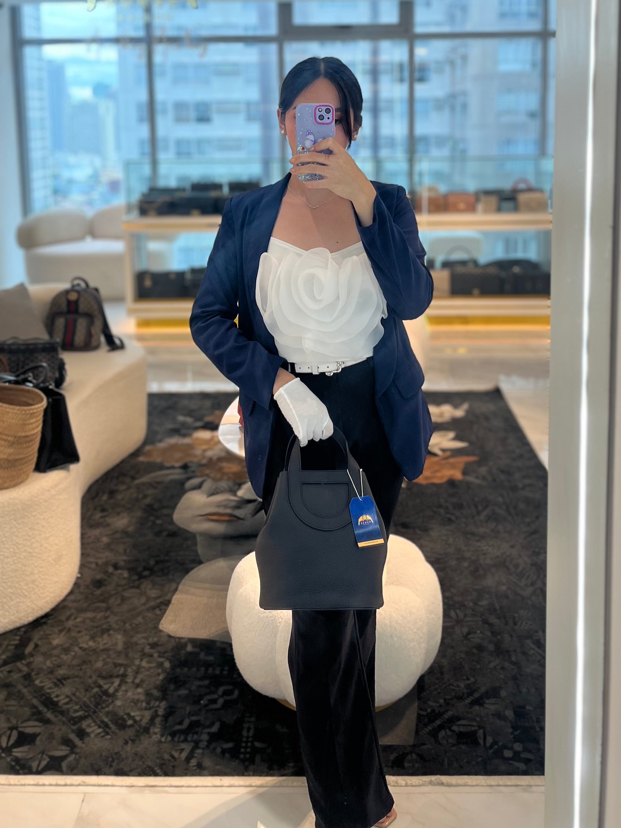 In The Loop 22 in Black Togo Leather and Gold Hardware Stamp K (2025) | Purse Maison Luxury Bags Shop