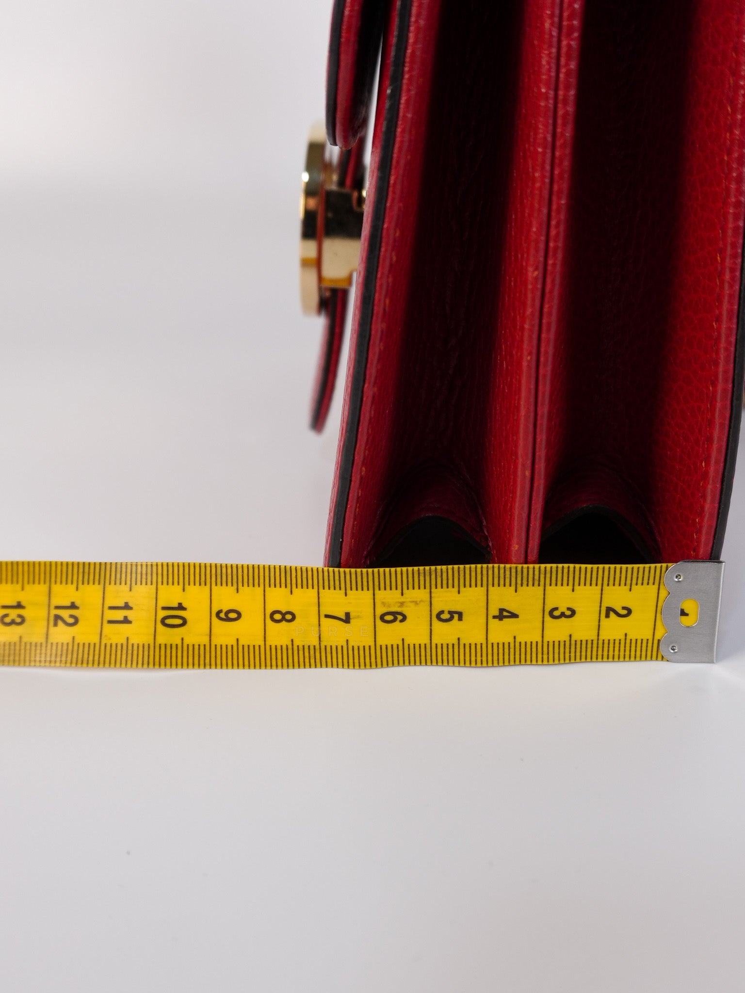 Interlocking G Dollar in Red Grained Calfskin Leather | Purse Maison Luxury Bags Shop