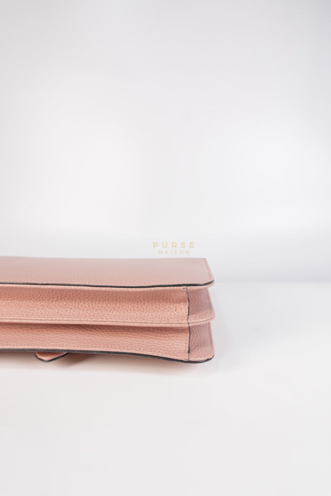 Interlocking G Medium in Pink Grained Calfskin Leather Chain Strap Bag | Purse Maison Luxury Bags Shop