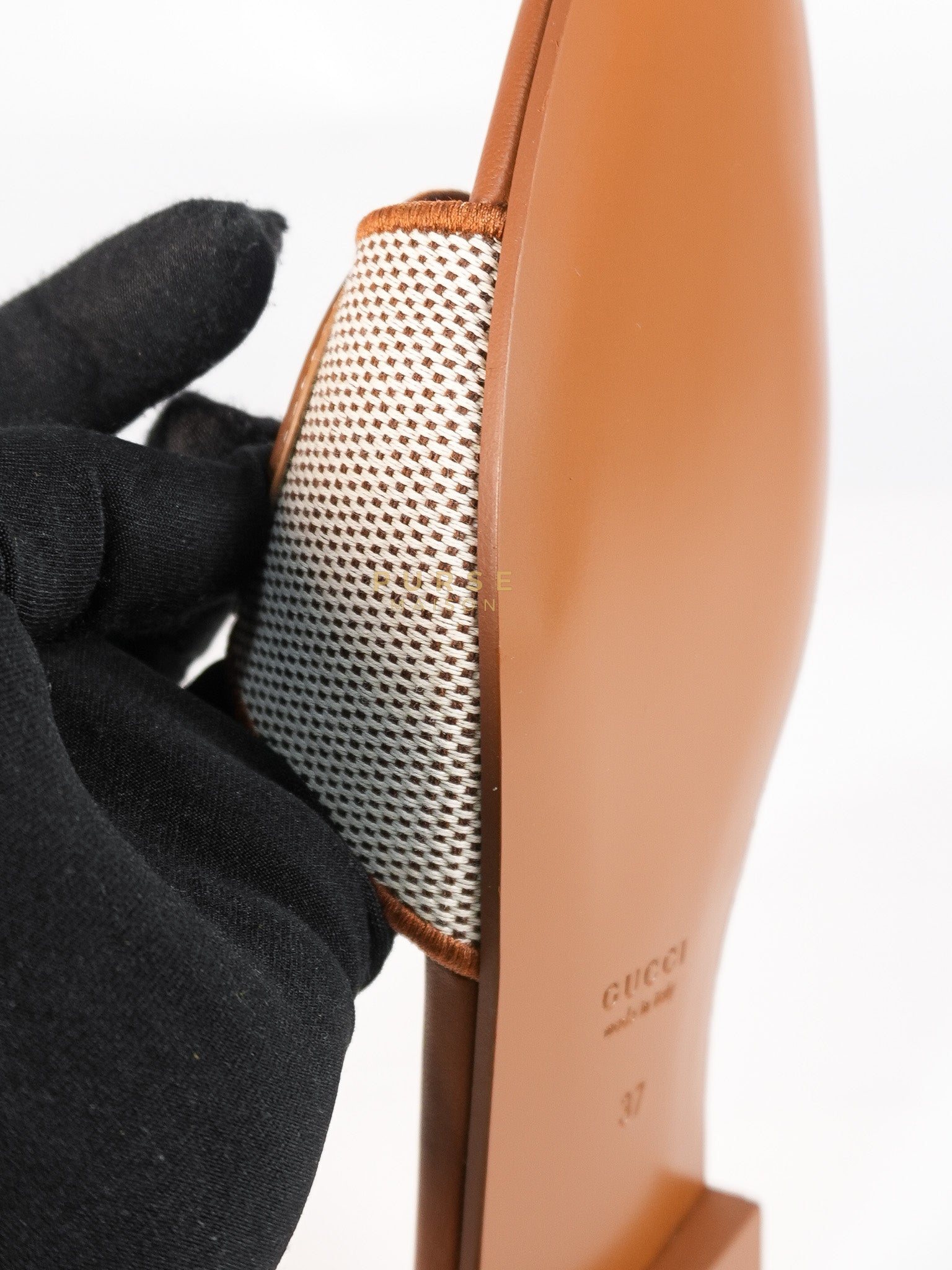 Interlocking G Slide Sandlas in Tan Size 37 EU (23cm) | Purse Maison Luxury Bags Shop