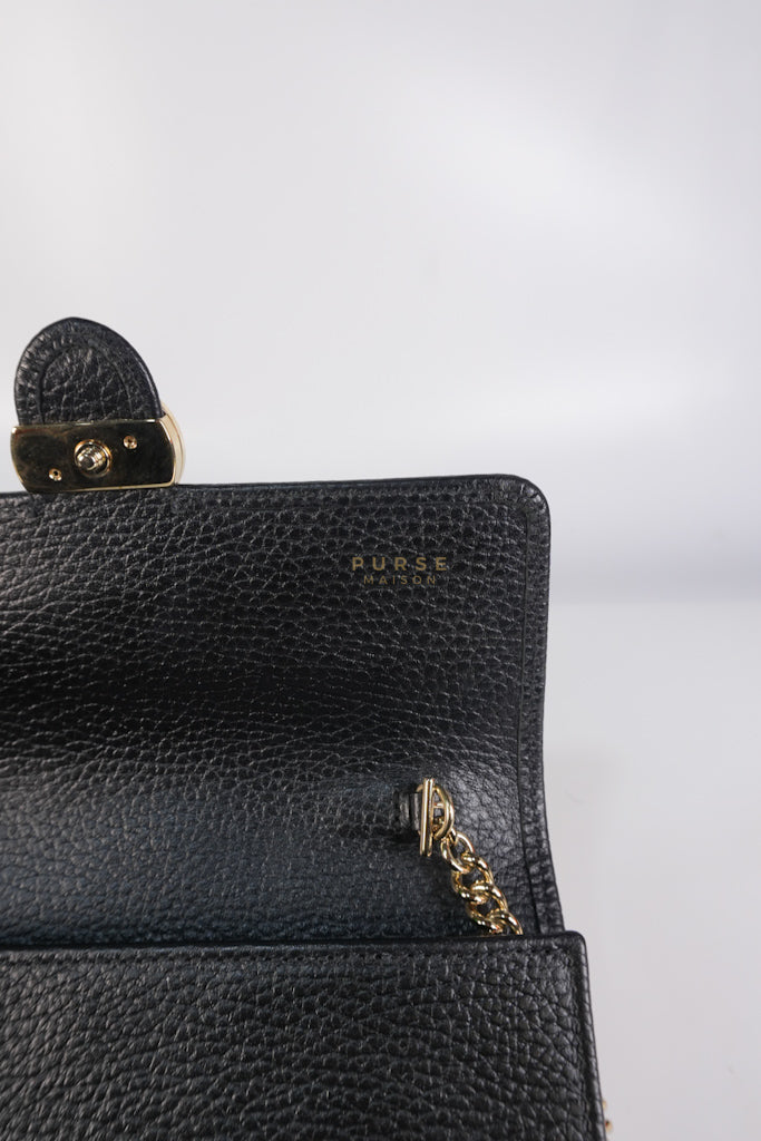 Interlocking G Wallet on Chain Black Grained Calfskin Leather | Purse Maison Luxury Bags Shop