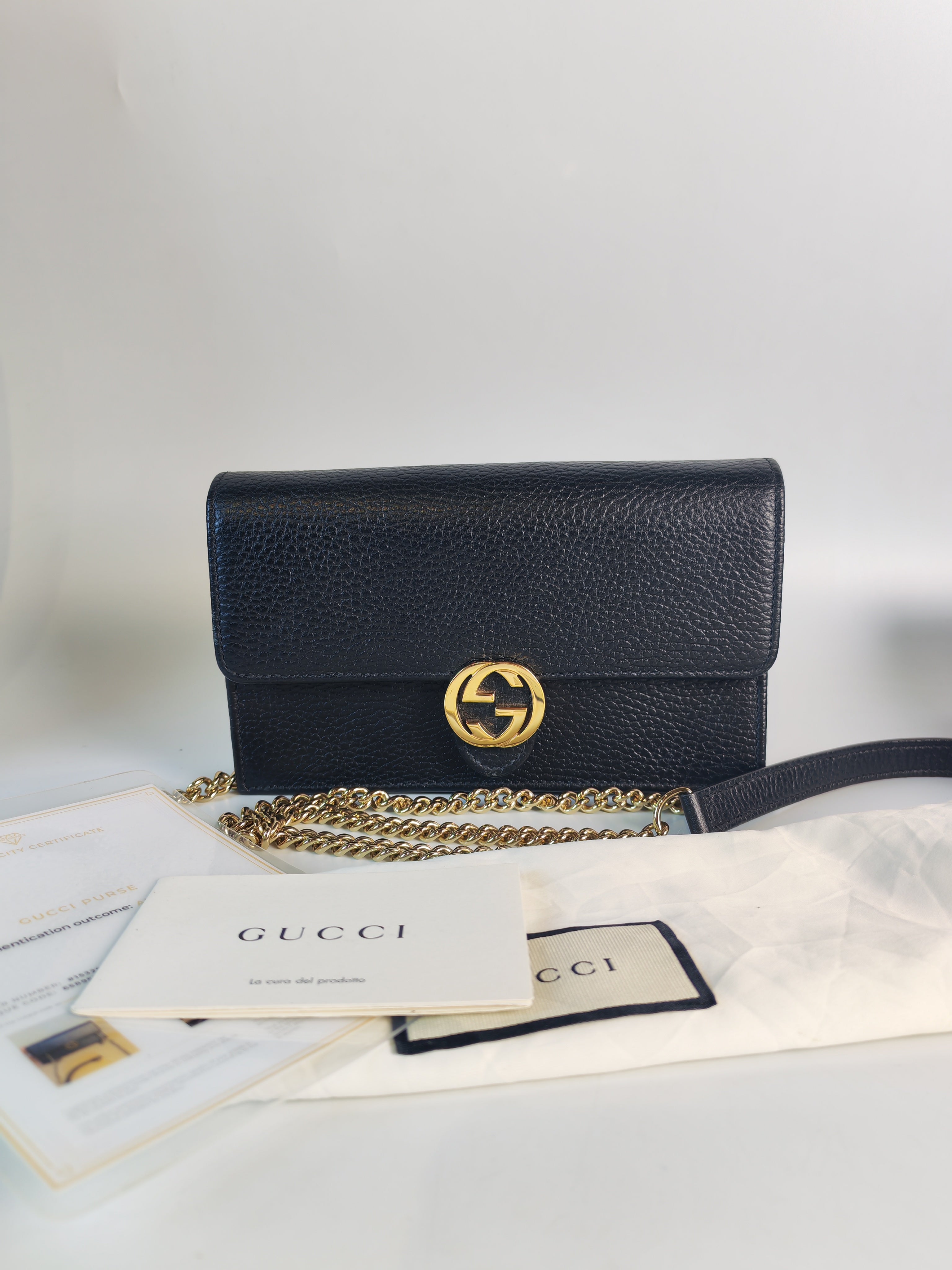 Interlocking G Wallet on Chain Black Grained Calfskin Leather | Purse Maison Luxury Bags Shop