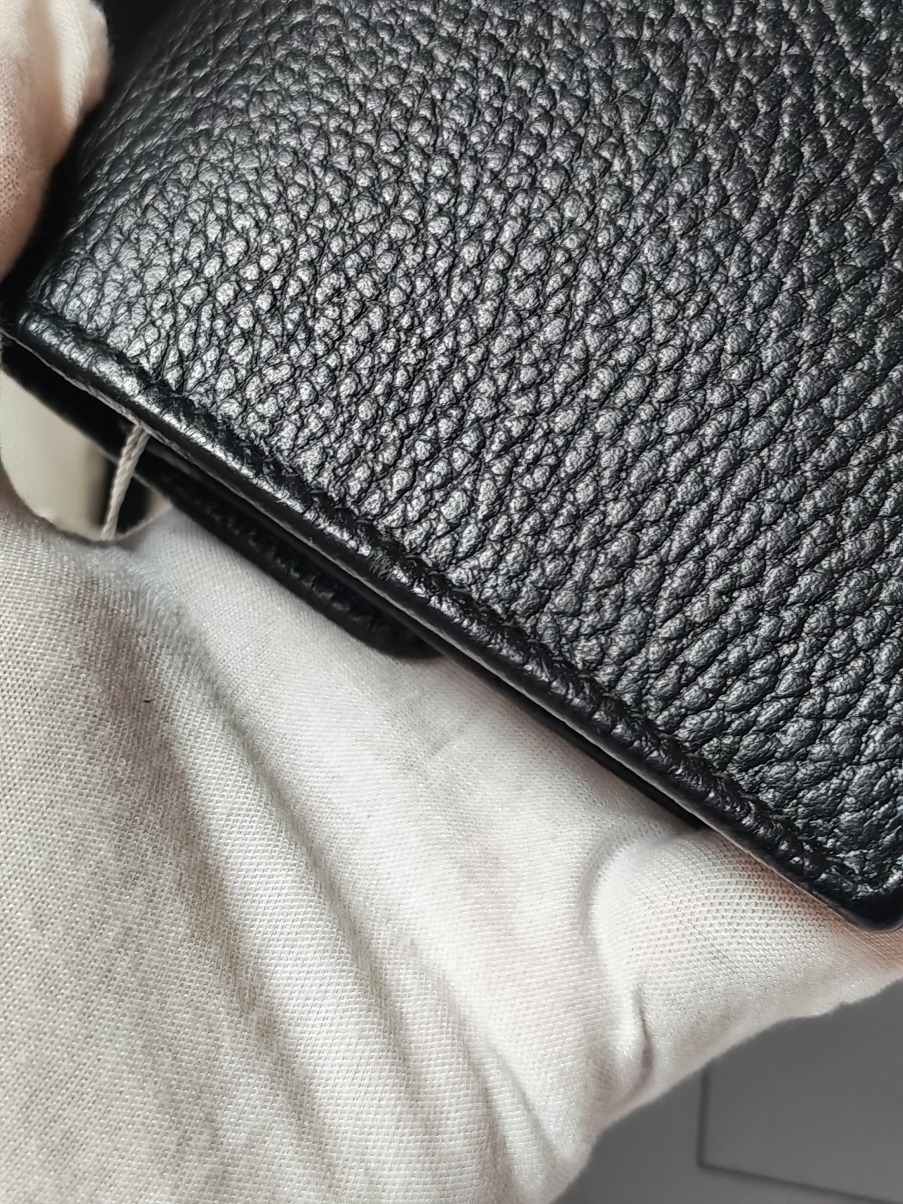 Interlocking G Wallet on Chain Black Grained Calfskin Leather | Purse Maison Luxury Bags Shop