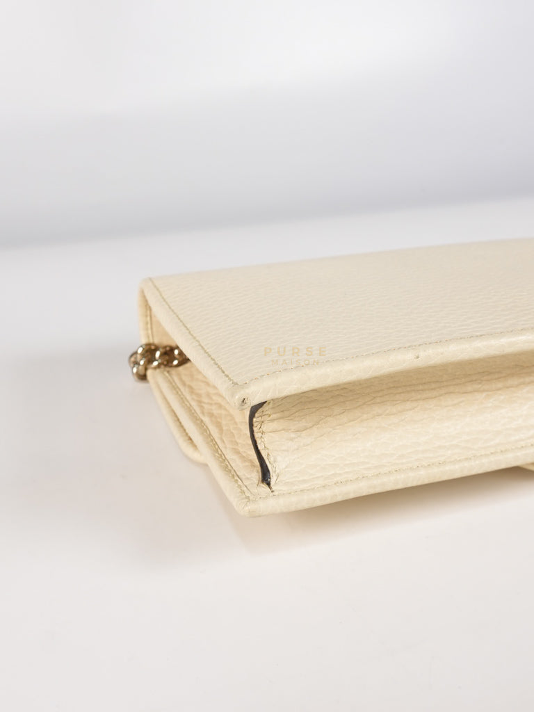 Interlocking G Wallet on Chain Ivory White in Grained Calfskin Leather | Purse Maison Luxury Bags Shop