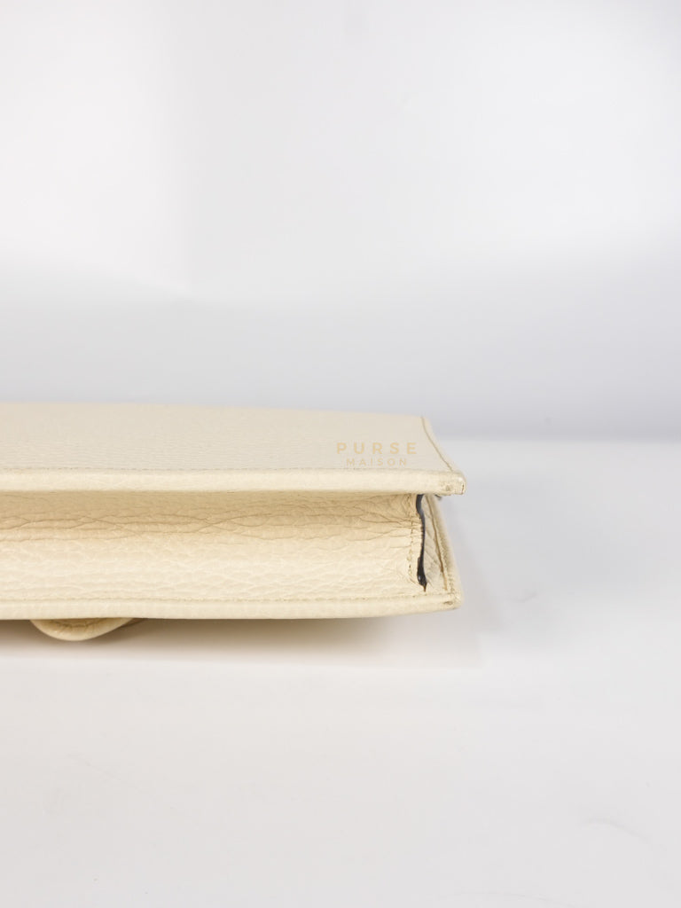 Interlocking G Wallet on Chain Ivory White in Grained Calfskin Leather | Purse Maison Luxury Bags Shop