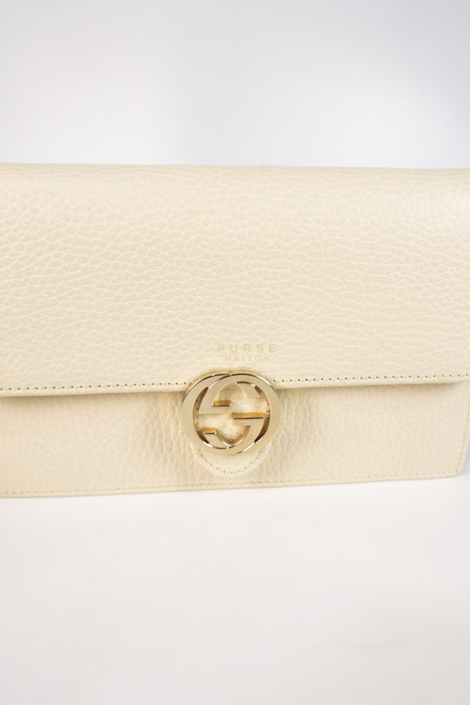 Interlocking G Wallet on Chain Ivory White in Grained Calfskin Leather | Purse Maison Luxury Bags Shop