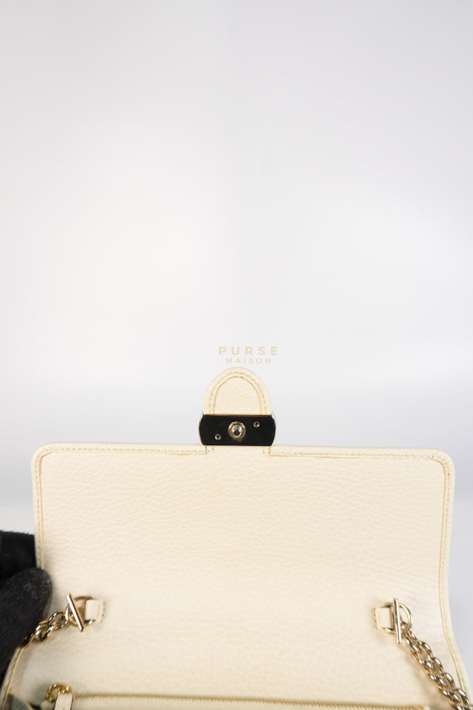 Interlocking G Wallet on Chain Ivory White in Grained Calfskin Leather | Purse Maison Luxury Bags Shop