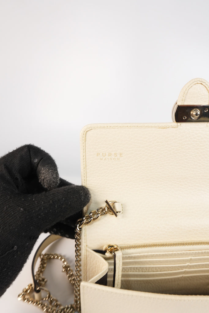 Interlocking G Wallet on Chain Ivory White in Grained Calfskin Leather | Purse Maison Luxury Bags Shop