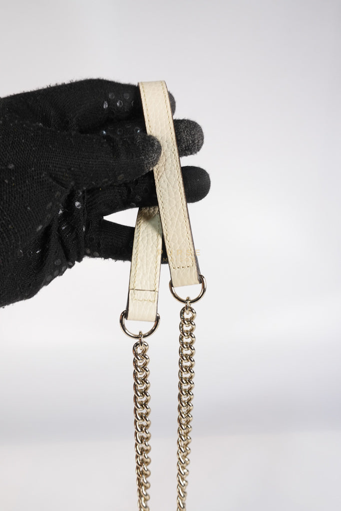 Interlocking G Wallet on Chain Ivory White in Grained Calfskin Leather | Purse Maison Luxury Bags Shop