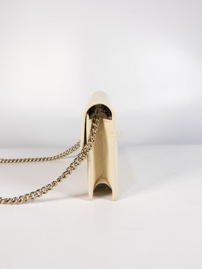 Interlocking G Wallet on Chain Ivory White in Grained Calfskin Leather | Purse Maison Luxury Bags Shop