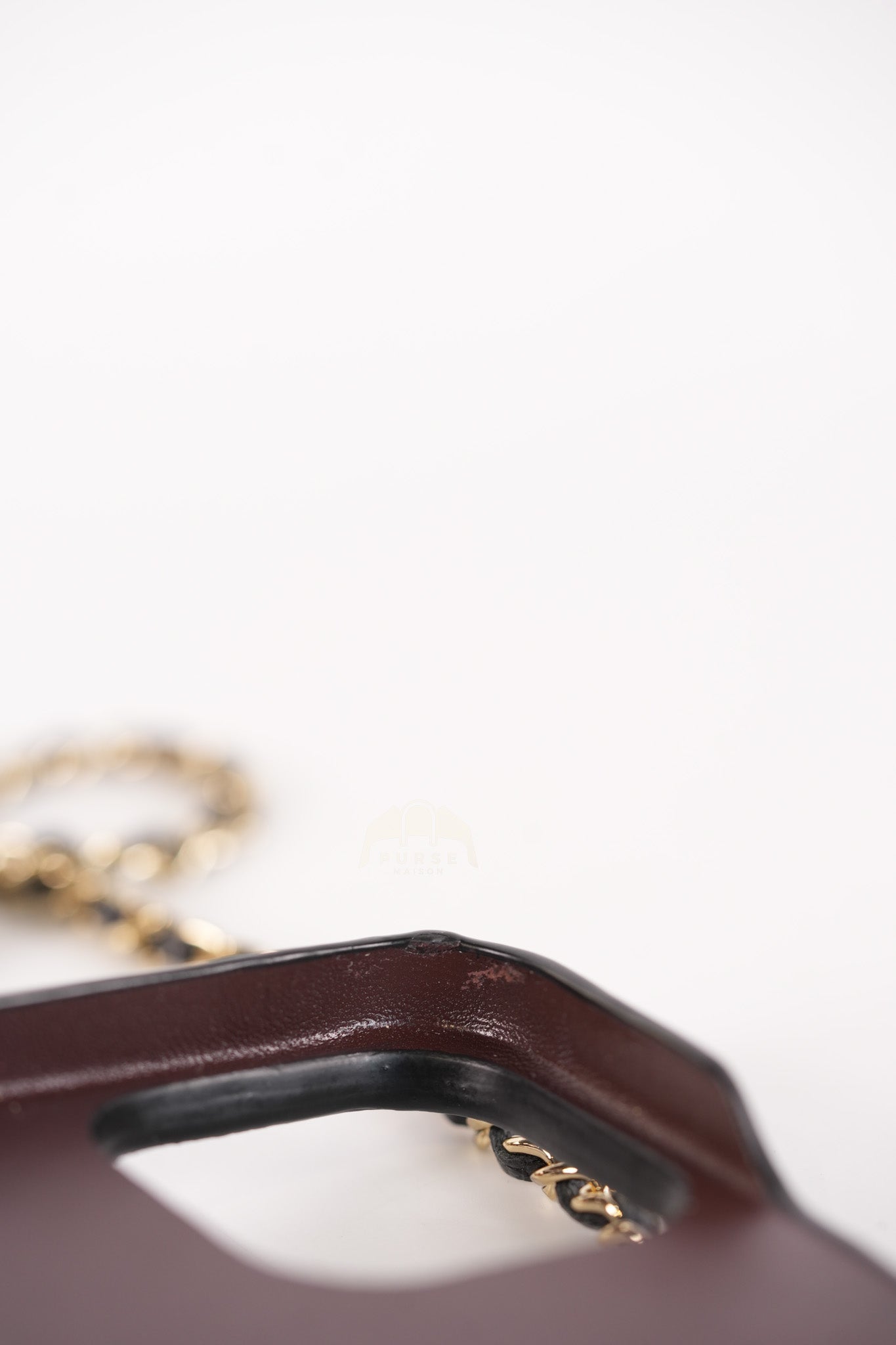 Iphone14 Pro Phone Case in Quilted Caviar Leather Chain Strap (Microchip) | Purse Maison Luxury Bags Shop