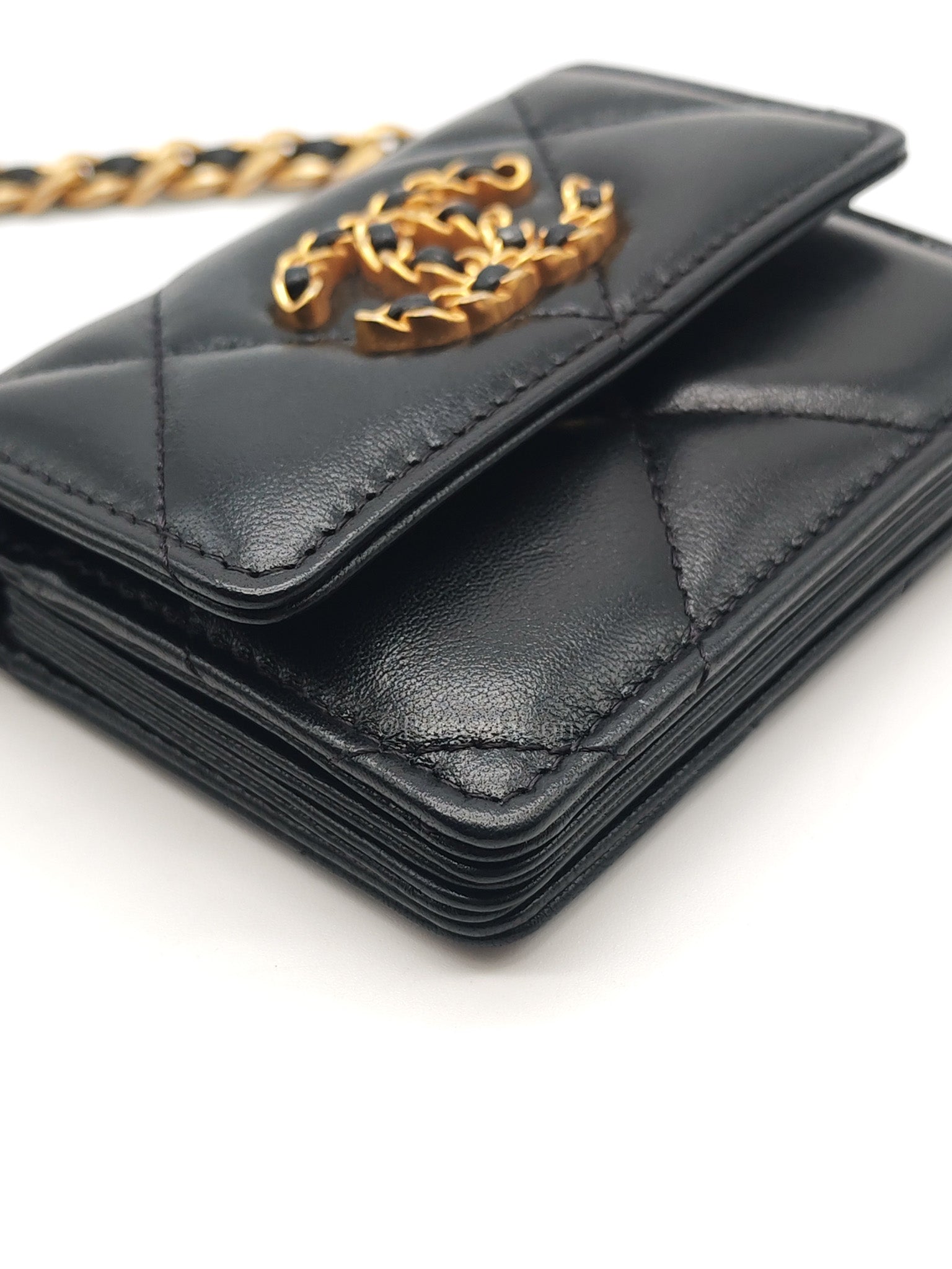 19 Flap Coin Purse in Black Lambskin Leather & Mix Hardware (Series 31)