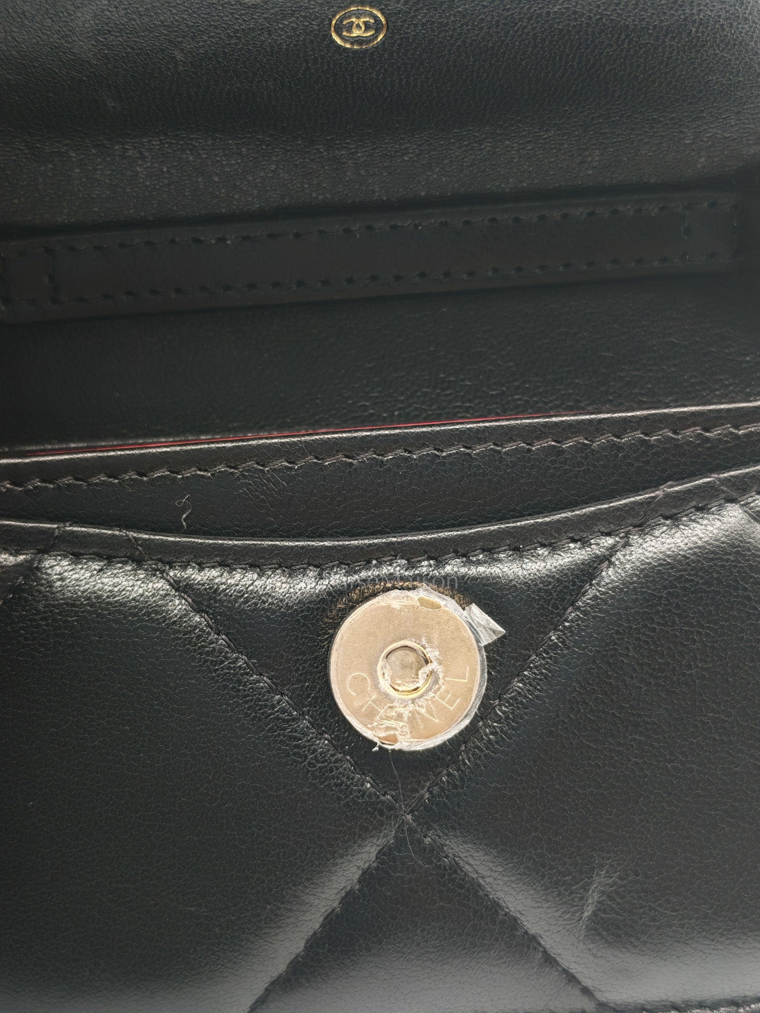 19 Flap Coin Purse in Black Lambskin Leather & Mix Hardware (Series 31)
