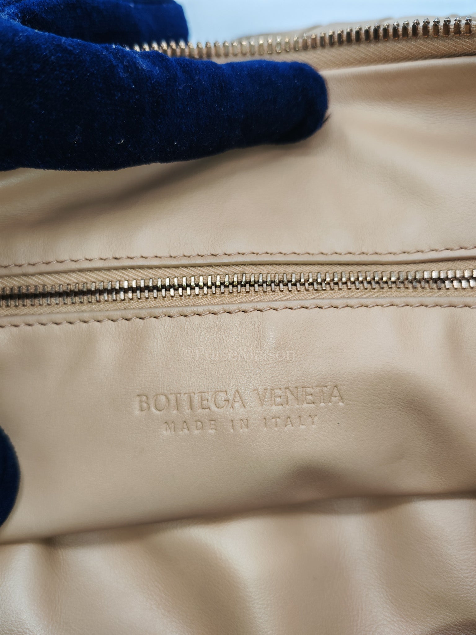 Jodie Medium in Beige Intrecciato Woven Leather Shoulder Bag | Purse Maison Luxury Bags Shop