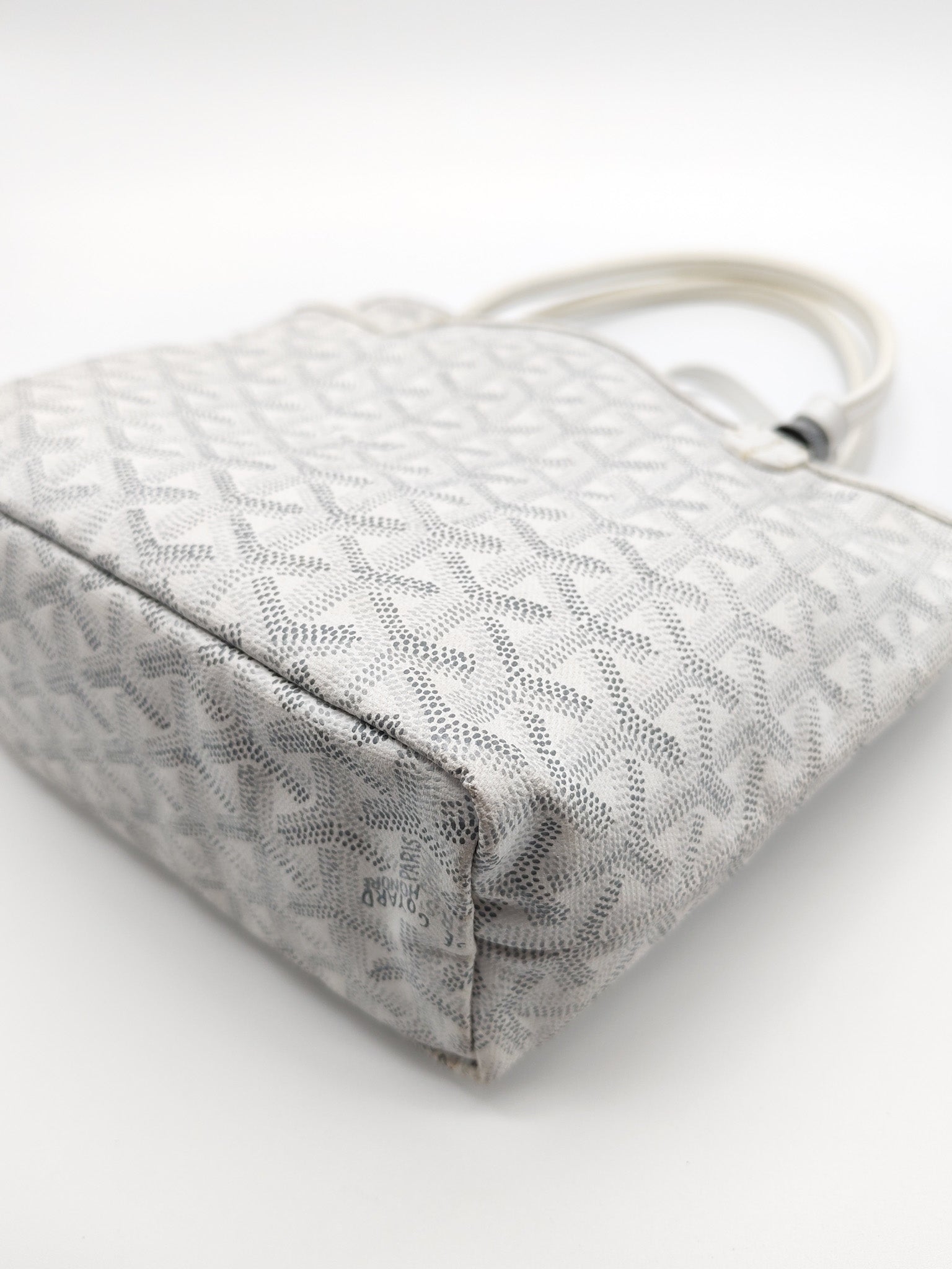 Junior Saint Louis in White Goyardine Canvas Tote Bag | Purse Maison Luxury Bags Shop