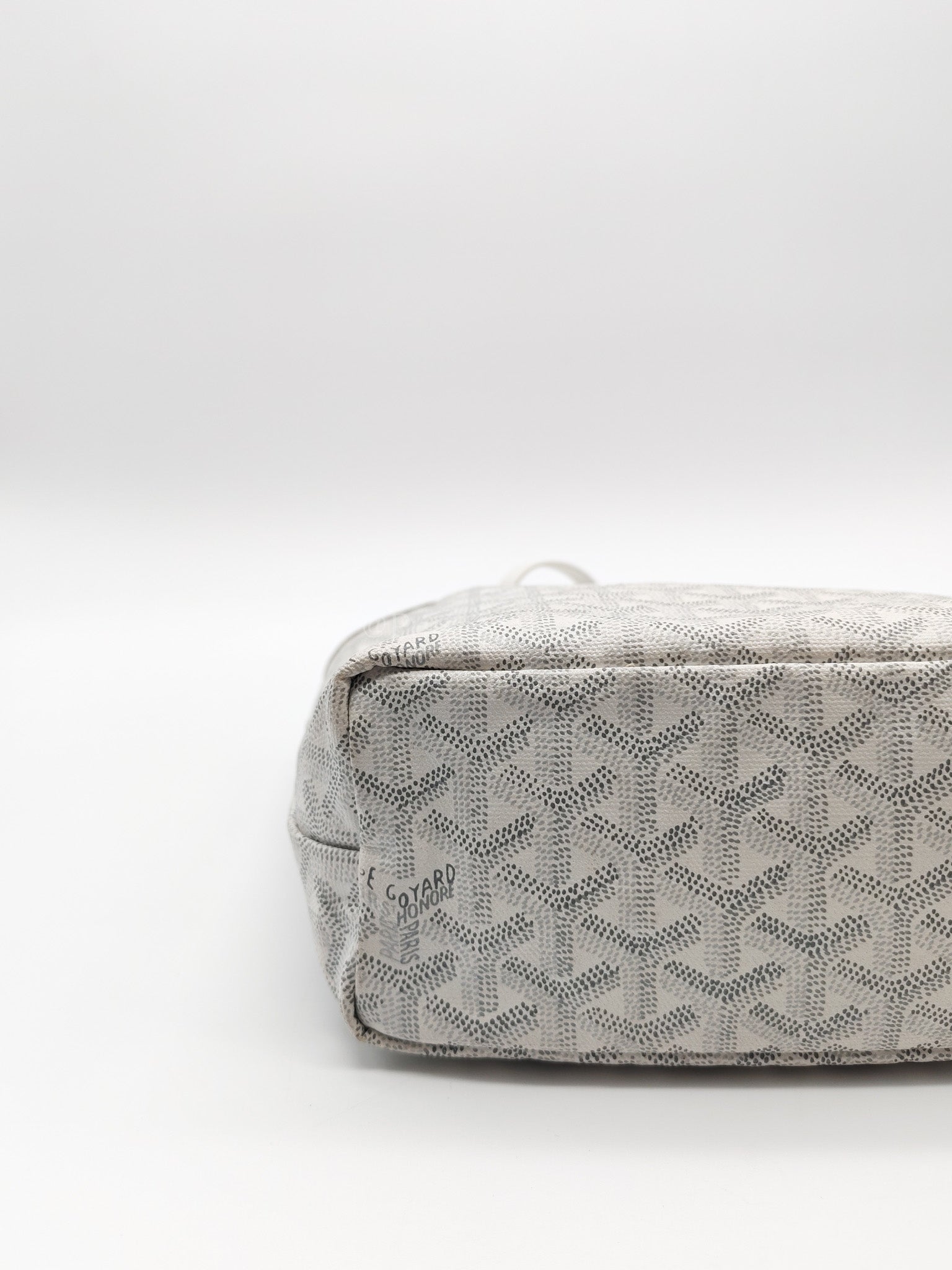 Junior Saint Louis in White Goyardine Canvas Tote Bag | Purse Maison Luxury Bags Shop