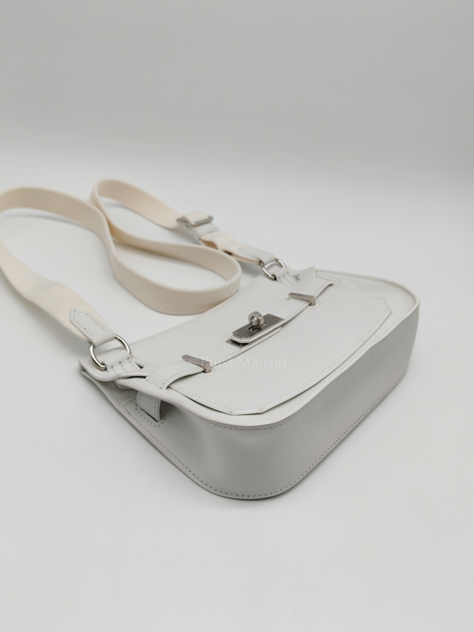 Mini Jypsiere in White Evercolor Leather Palladium Hardware Stamp W (2024)