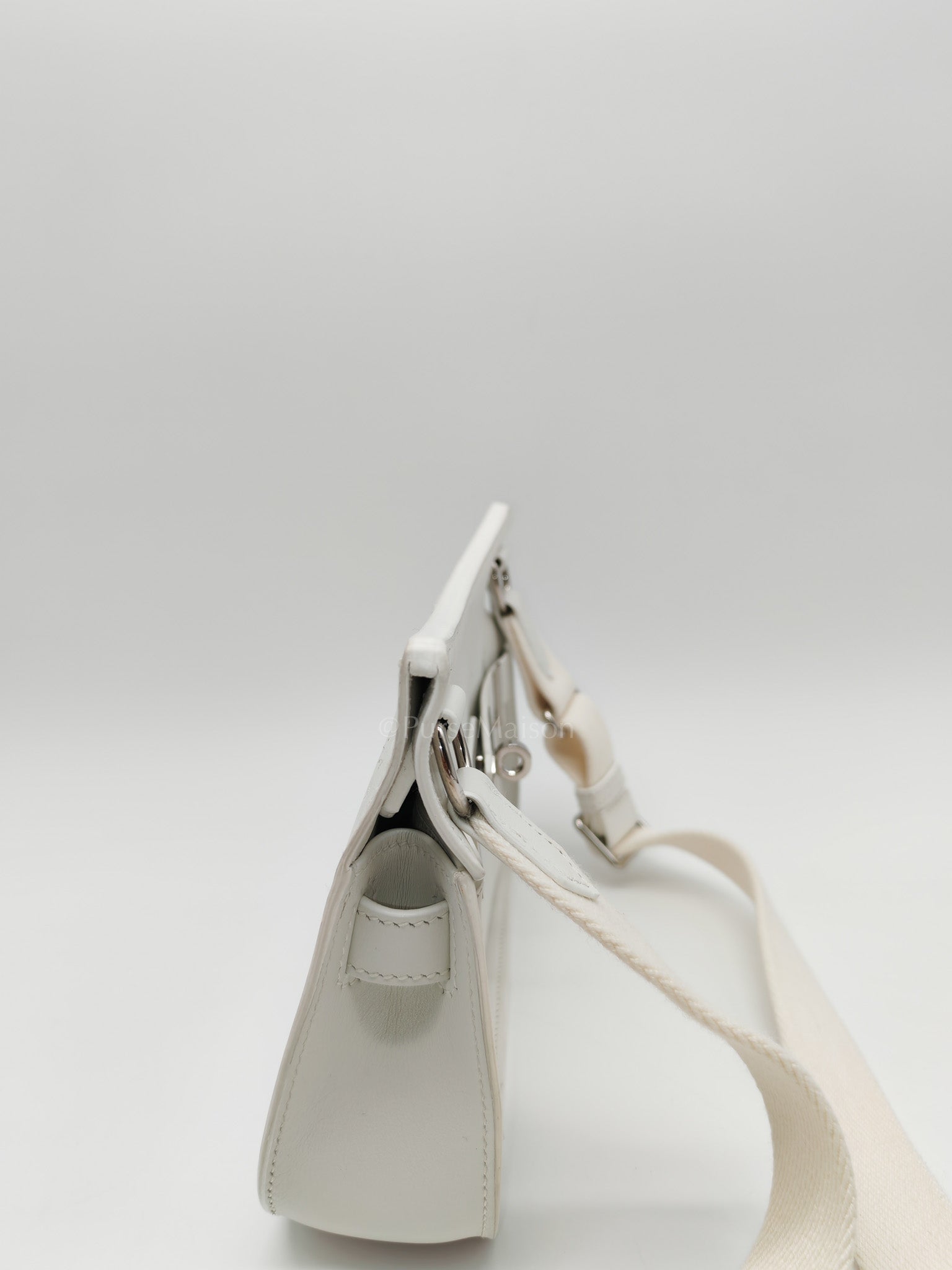 Mini Jypsiere in White Evercolor Leather Palladium Hardware Stamp W (2024)
