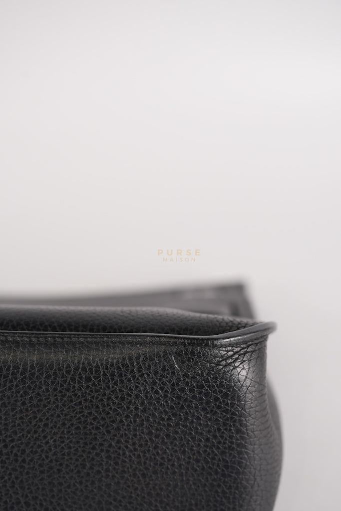 Jypsiere 31 Black Togo Leather and Palladium Hardware Stamp Square Q (2013) | Purse Maison Luxury Bags Shop