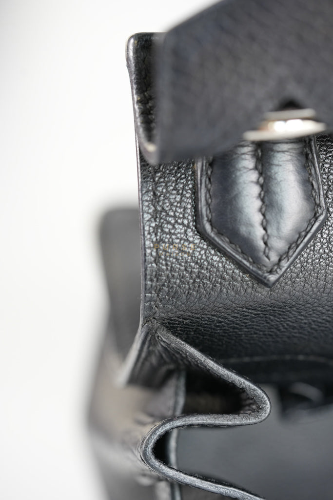 Jypsiere 31 Black Togo Leather and Palladium Hardware Stamp Square Q (2013) | Purse Maison Luxury Bags Shop