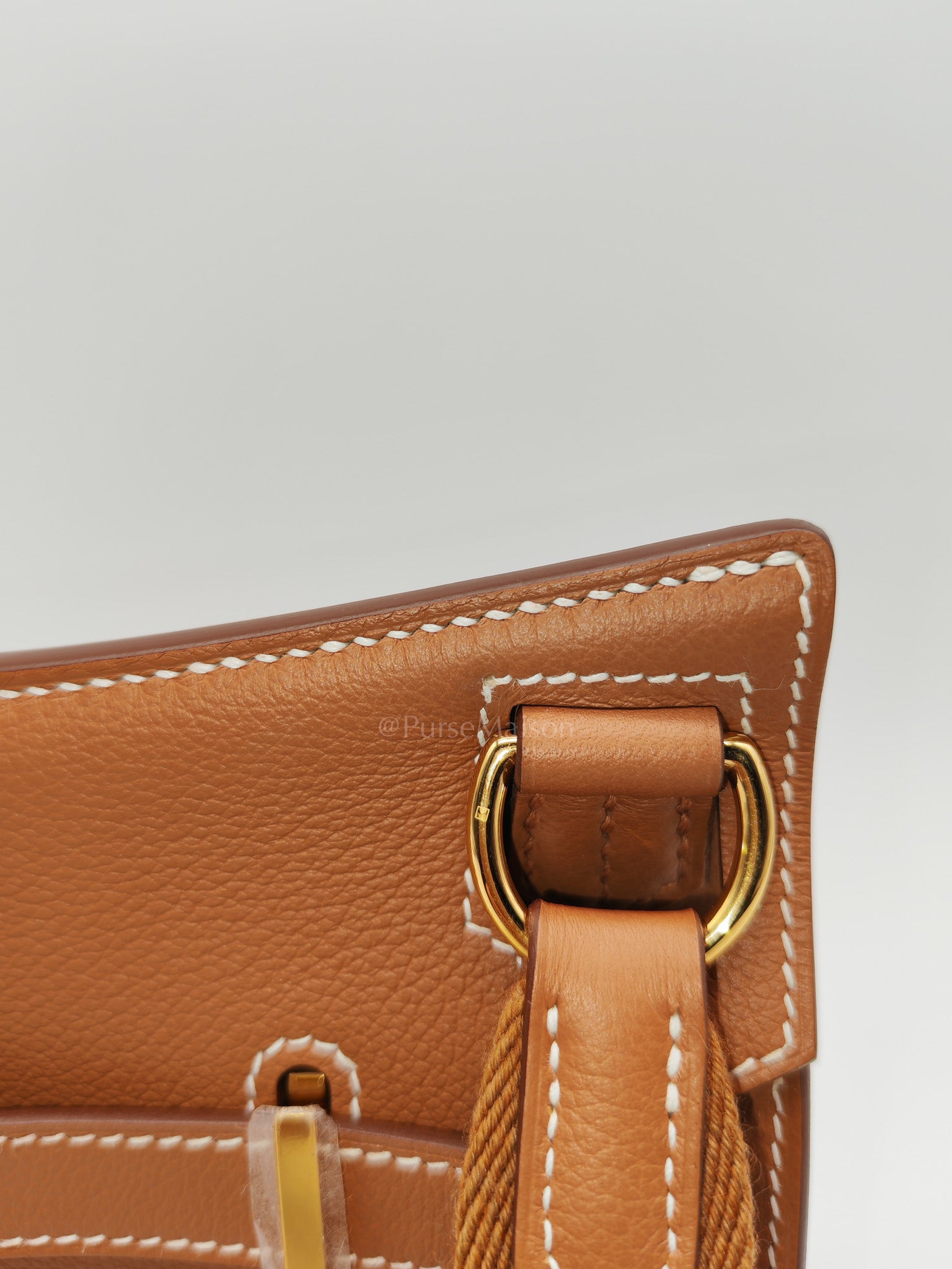 Jypsiere Mini in Gold Evercolor Leather & Gold Hardware Stamp W (2024)