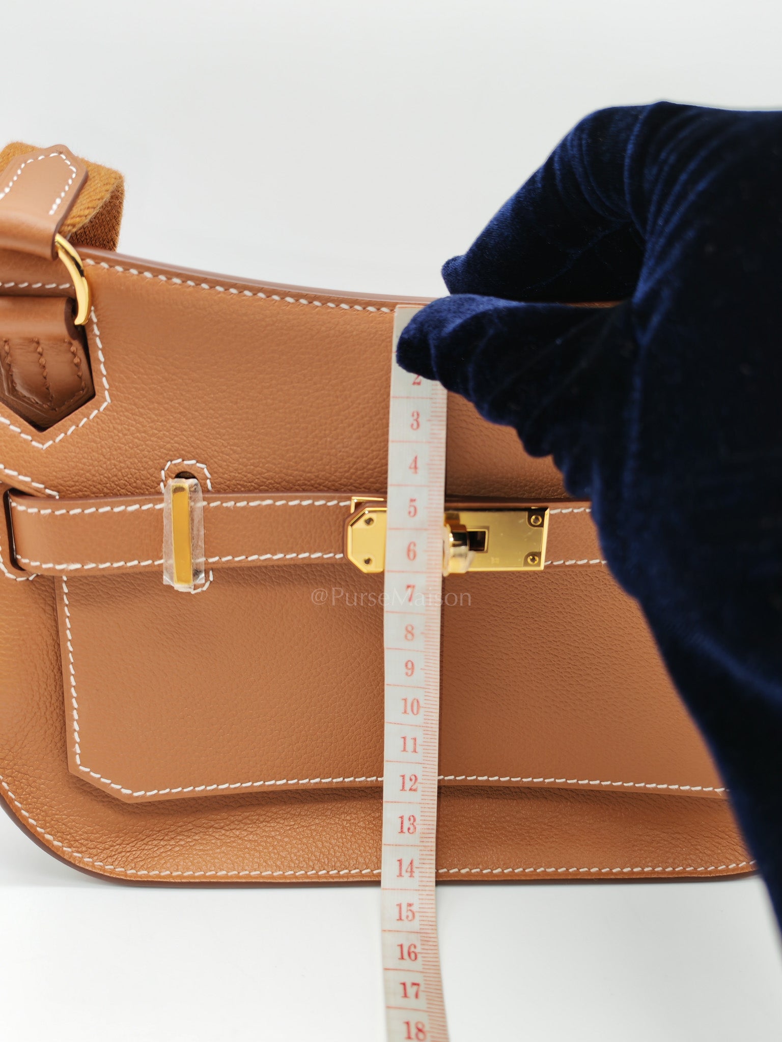 Jypsiere Mini in Gold Evercolor Leather & Gold Hardware Stamp W (2024)