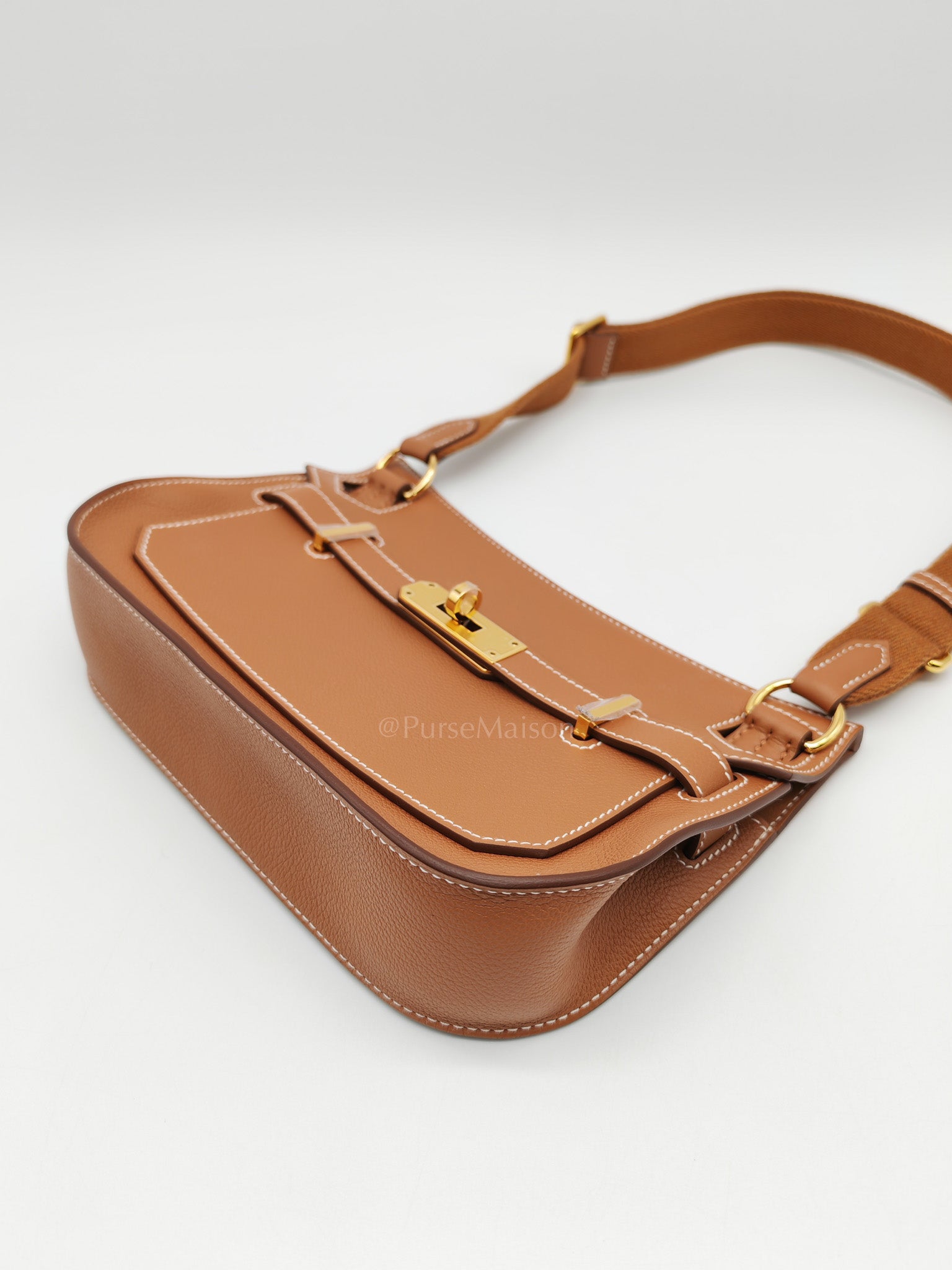 Jypsiere Mini in Gold Evercolor Leather & Gold Hardware Stamp W (2024)