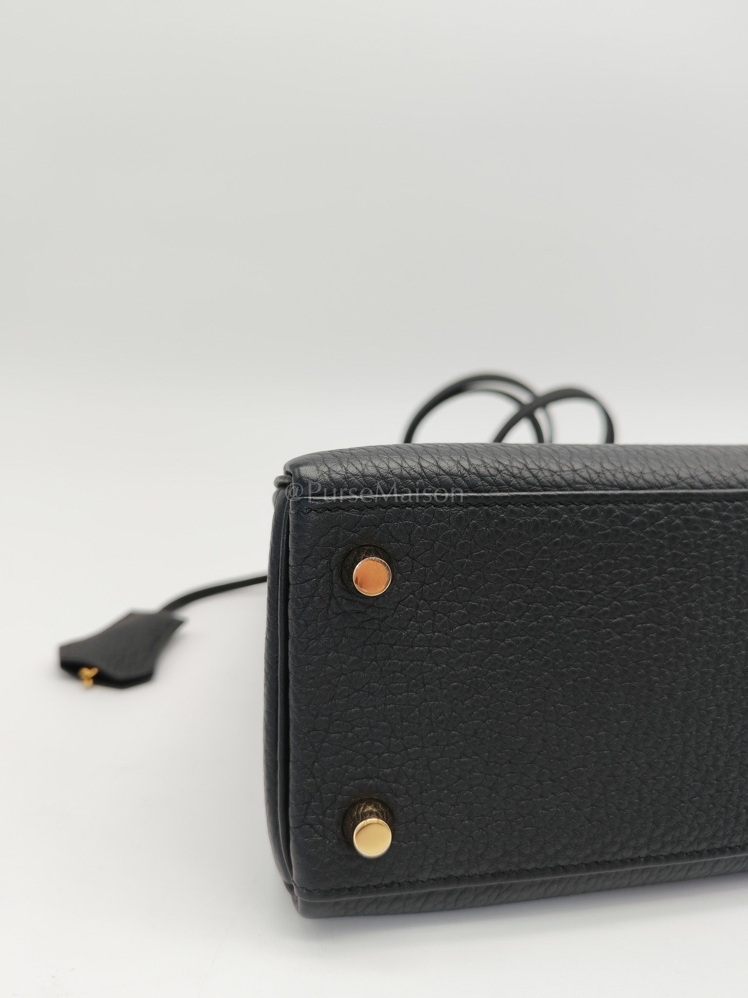 Kelly 25 Retourne Black in Togo Leather and Gold Hardware Stamp B (2023) | Purse Maison Luxury Bags Shop